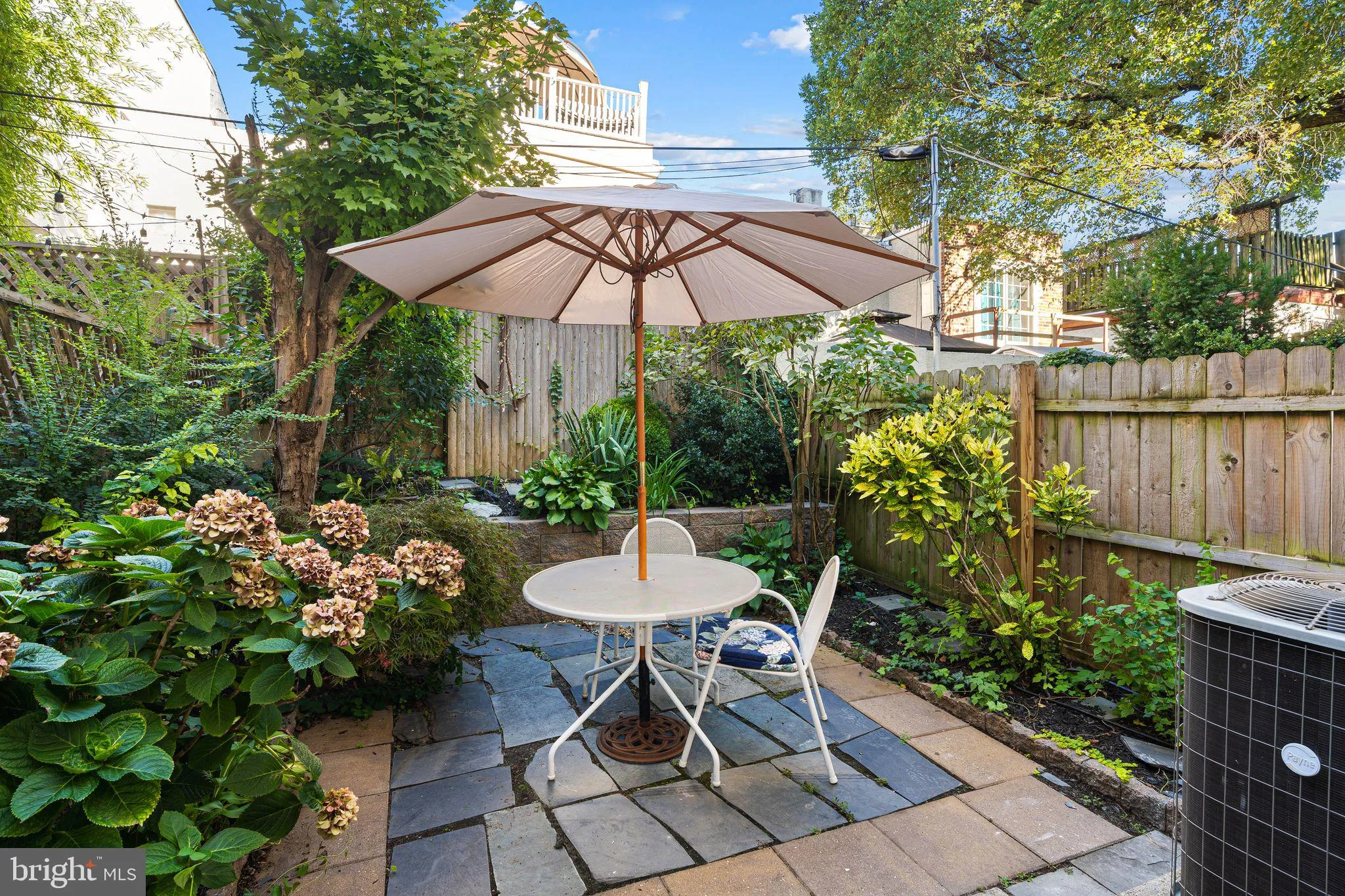 Philadelphia, Pennsylvania 19130, United States, 3 Bedrooms Bedrooms, ,3 BathroomsBathrooms,Residential,Active,202614