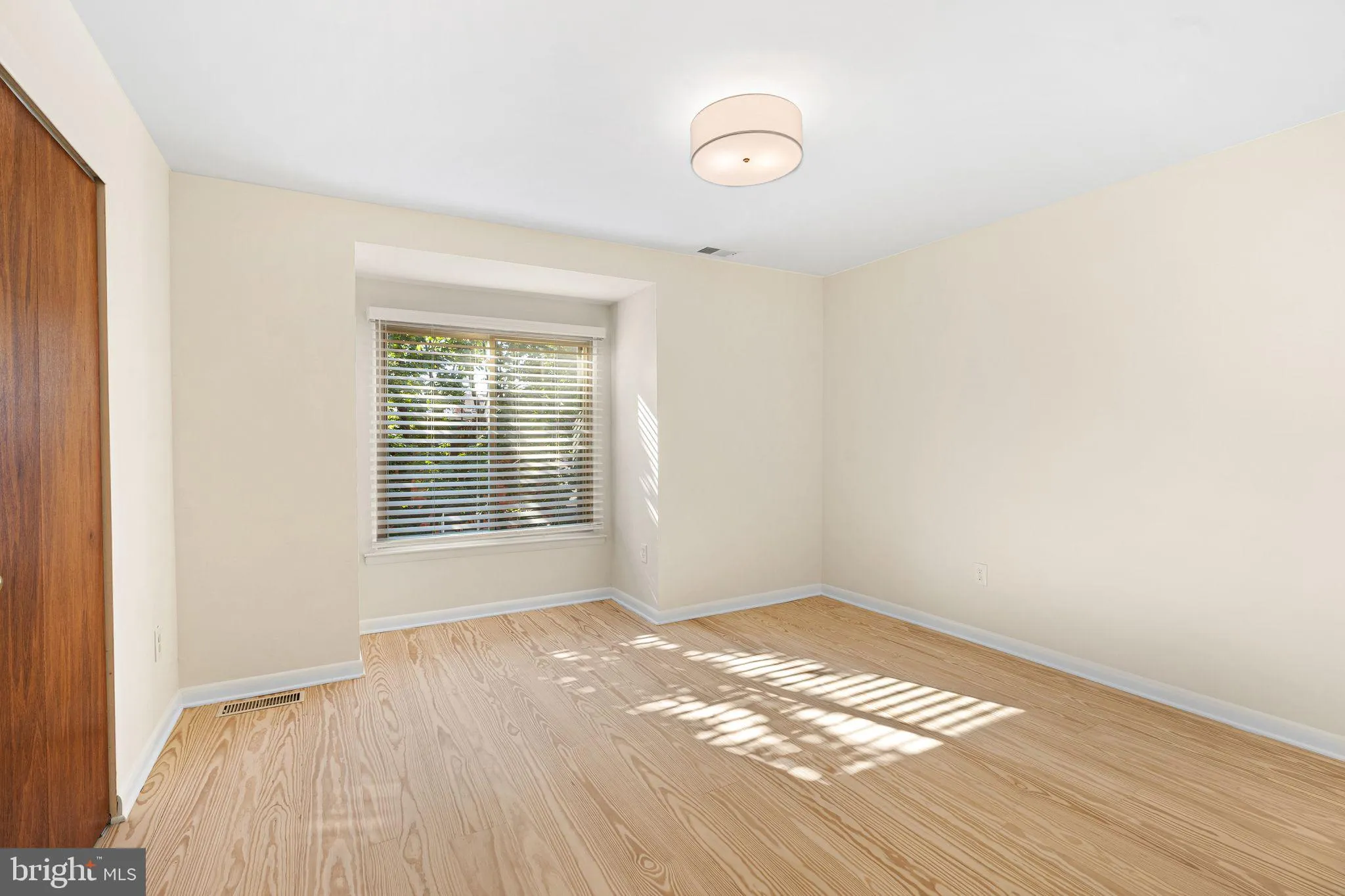 Philadelphia, Pennsylvania 19130, United States, 3 Bedrooms Bedrooms, ,3 BathroomsBathrooms,Residential,Active,202614