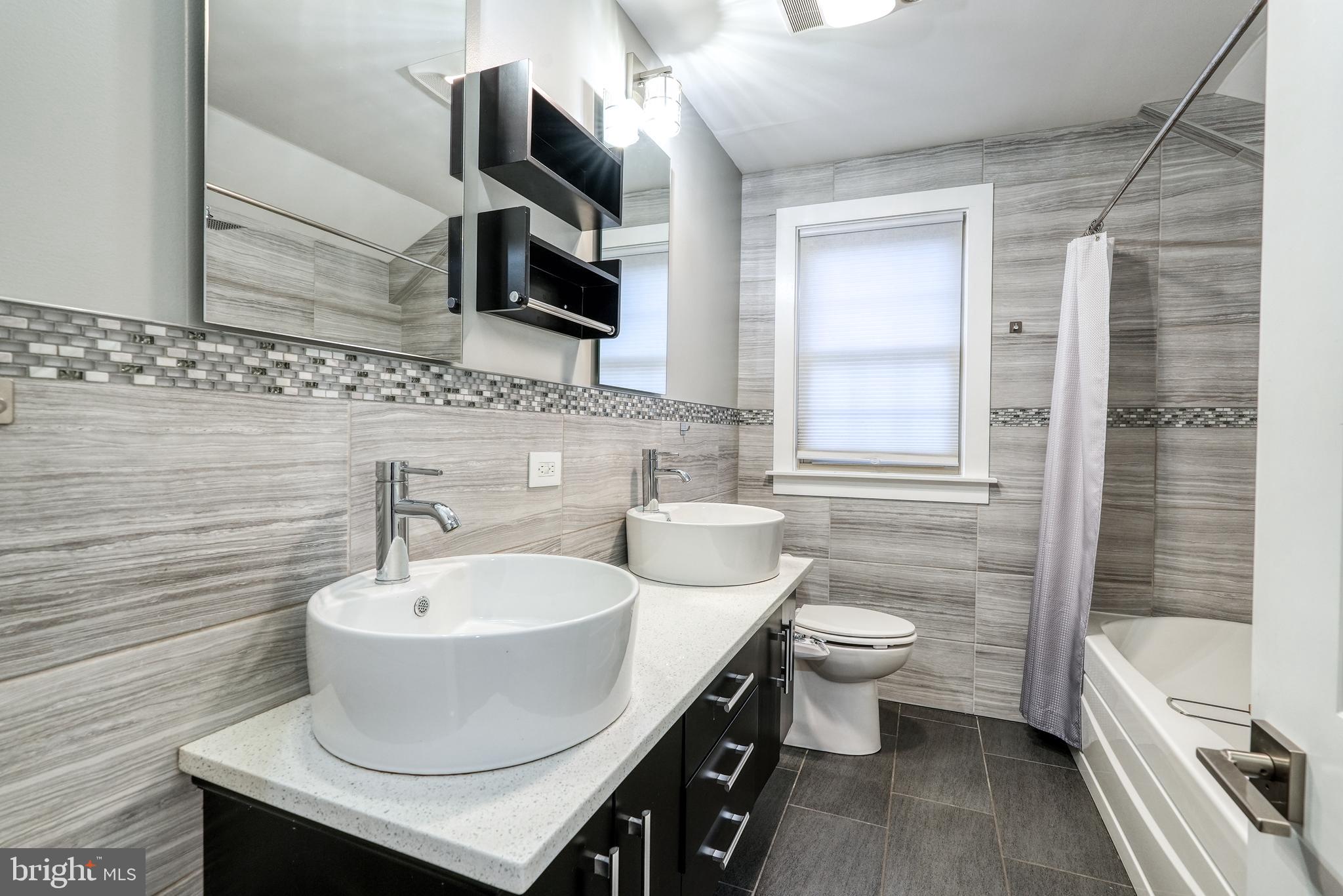 BUSTLETON - Residential