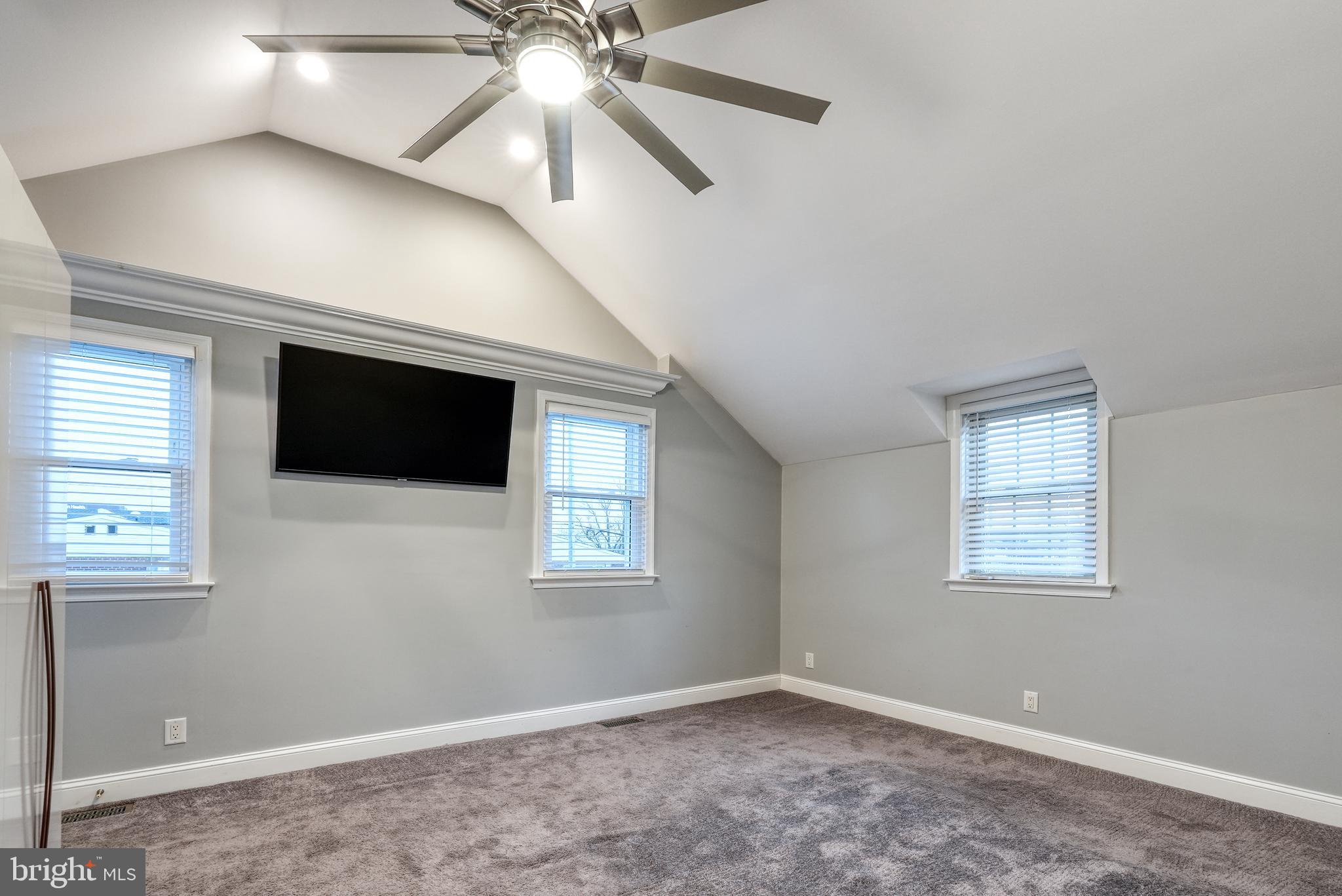 BUSTLETON - Residential