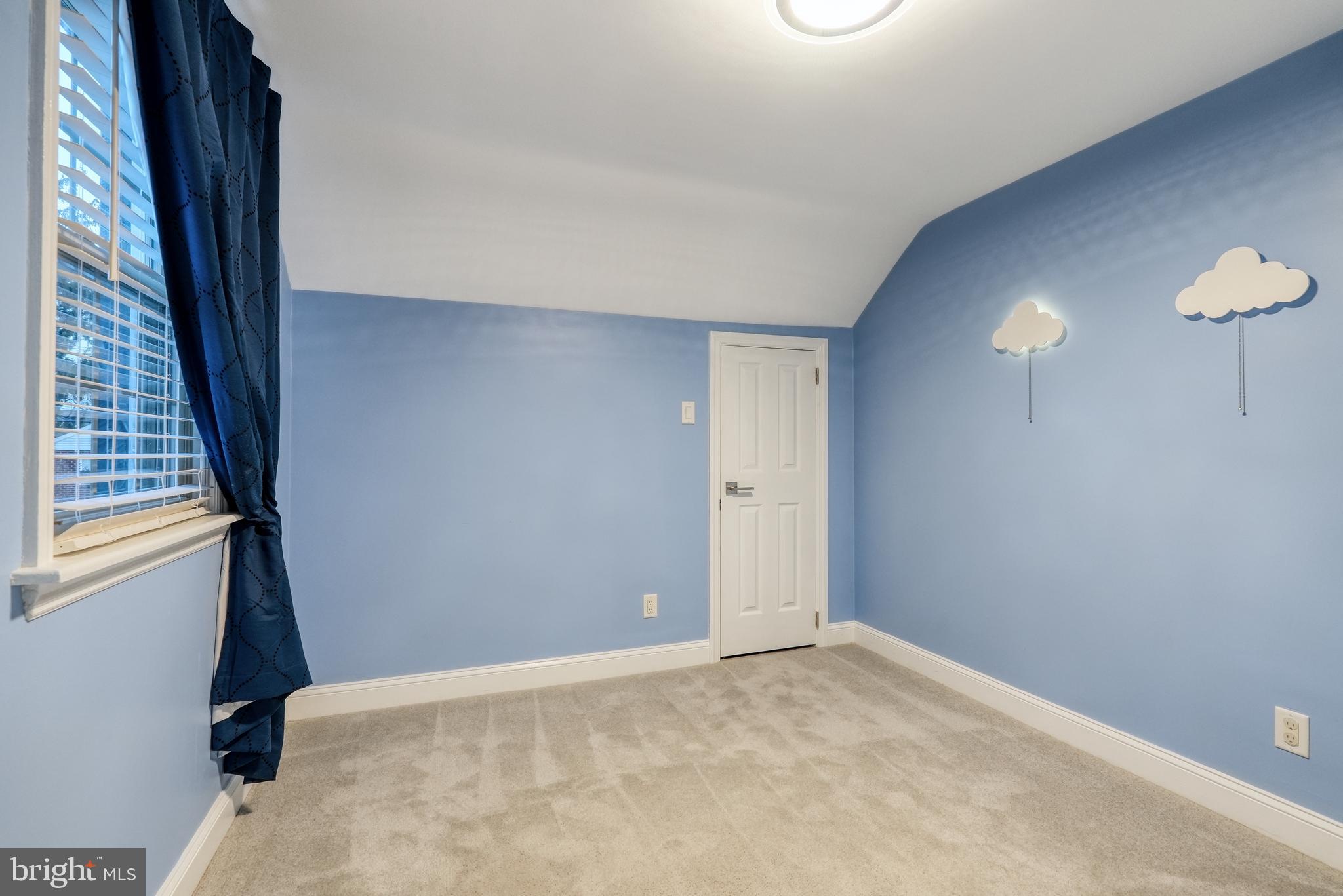 BUSTLETON - Residential