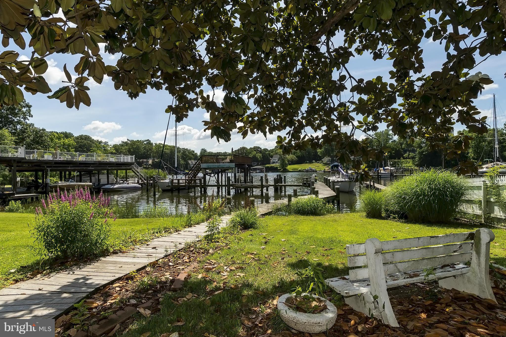 LEELAND WOODS - Residential