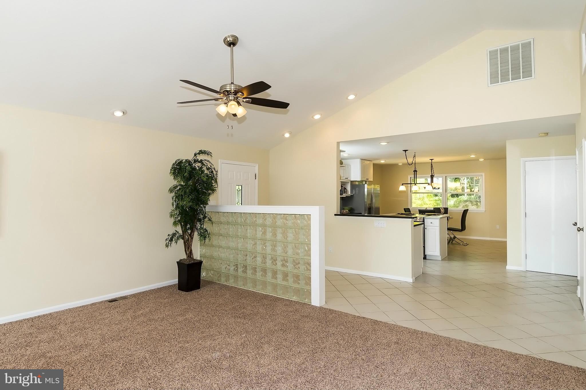 LEELAND WOODS - Residential