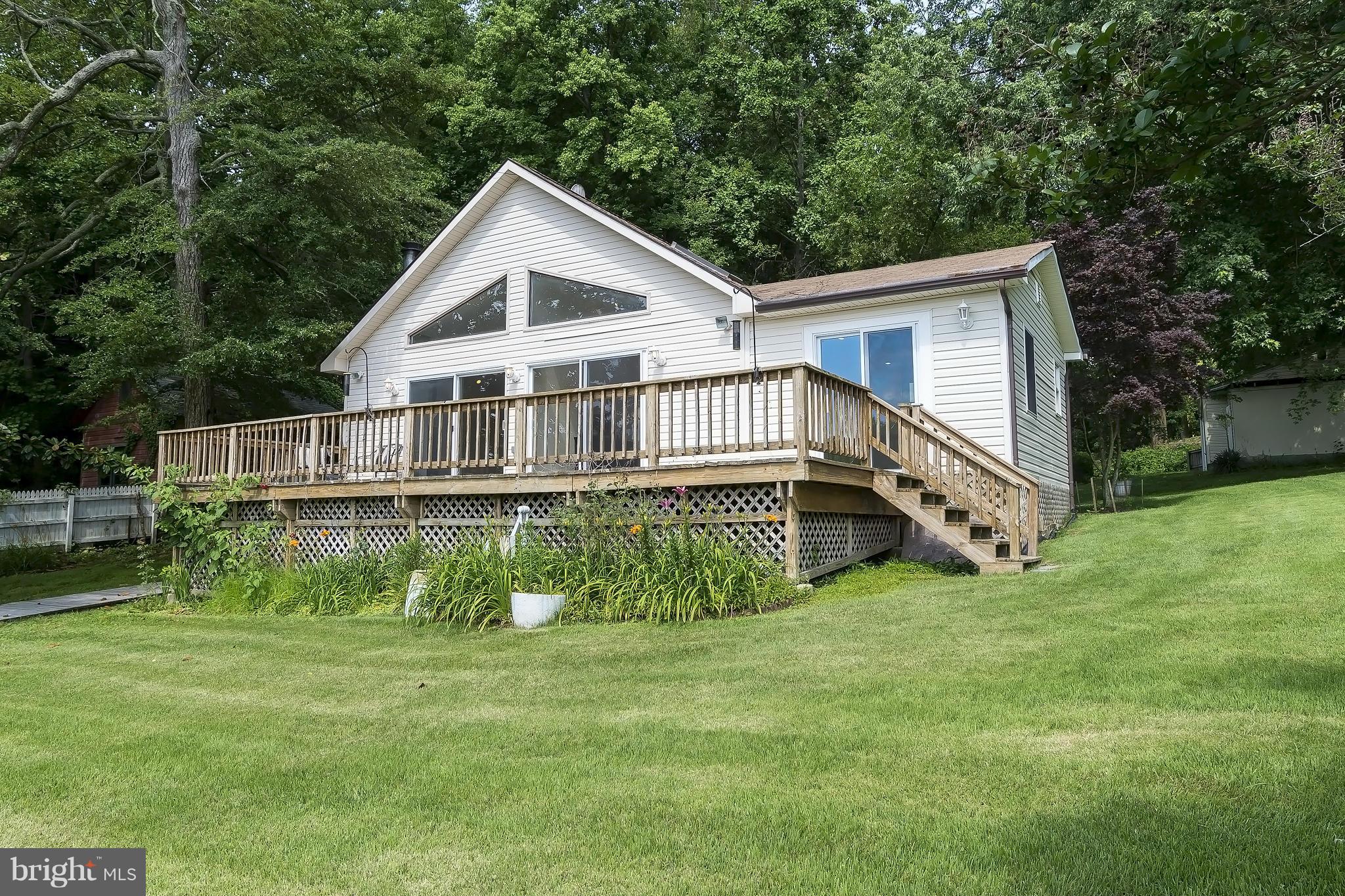 LEELAND WOODS - Residential