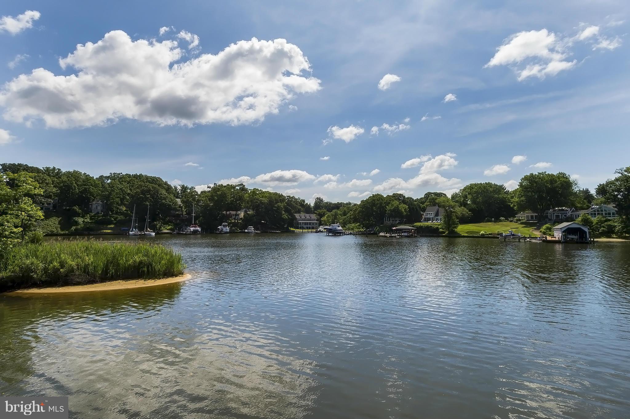 LEELAND WOODS - Residential