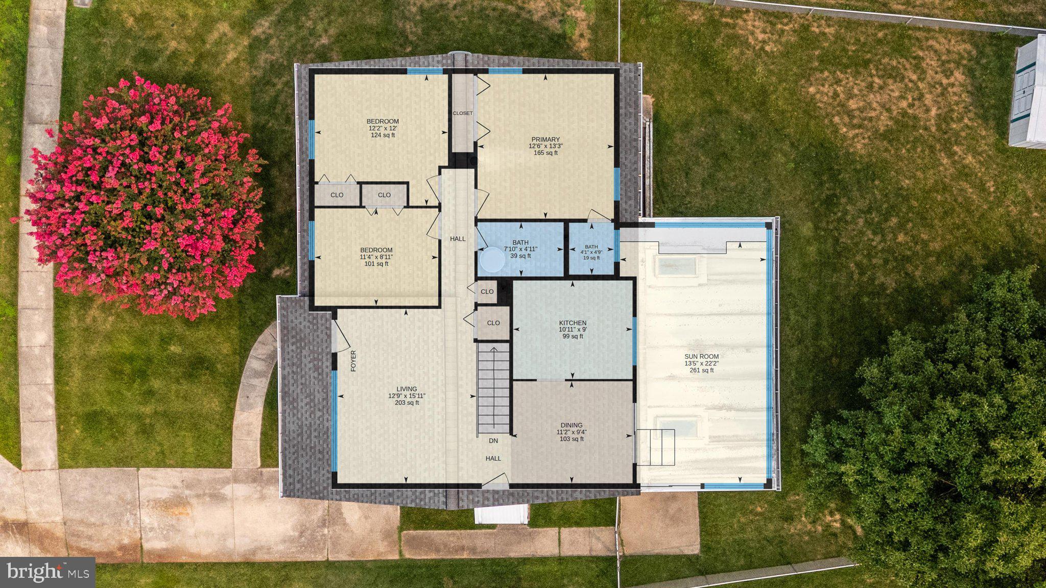 8245 VICTORIA ROAD