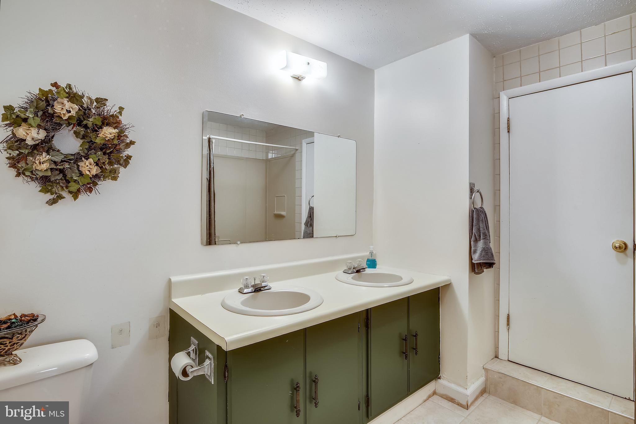 FRANKLIN FARM - Residential