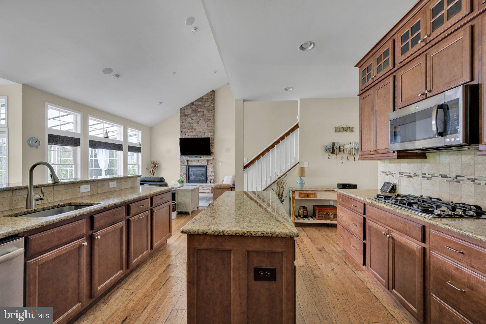 SAWGRASS AT WHITE OAK CREEK - Residential