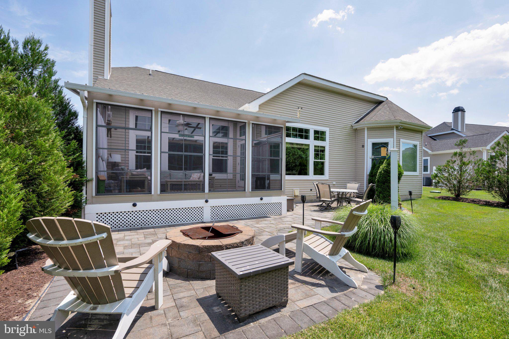 SAWGRASS AT WHITE OAK CREEK - Residential