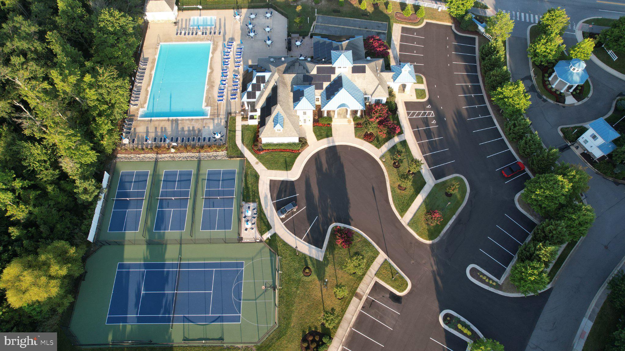 SAWGRASS AT WHITE OAK CREEK - Residential