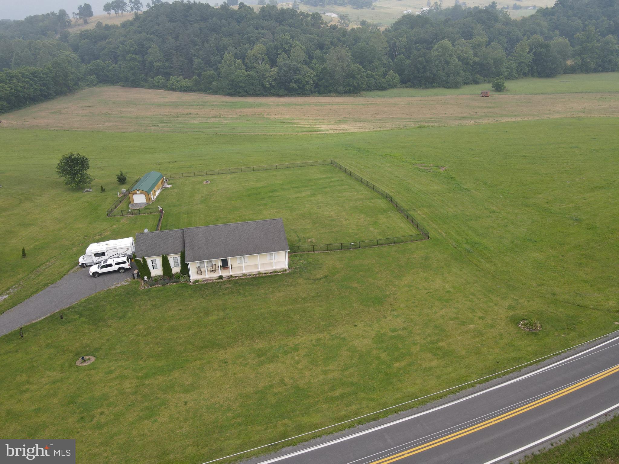 RIVERMONT VIEW - Residential