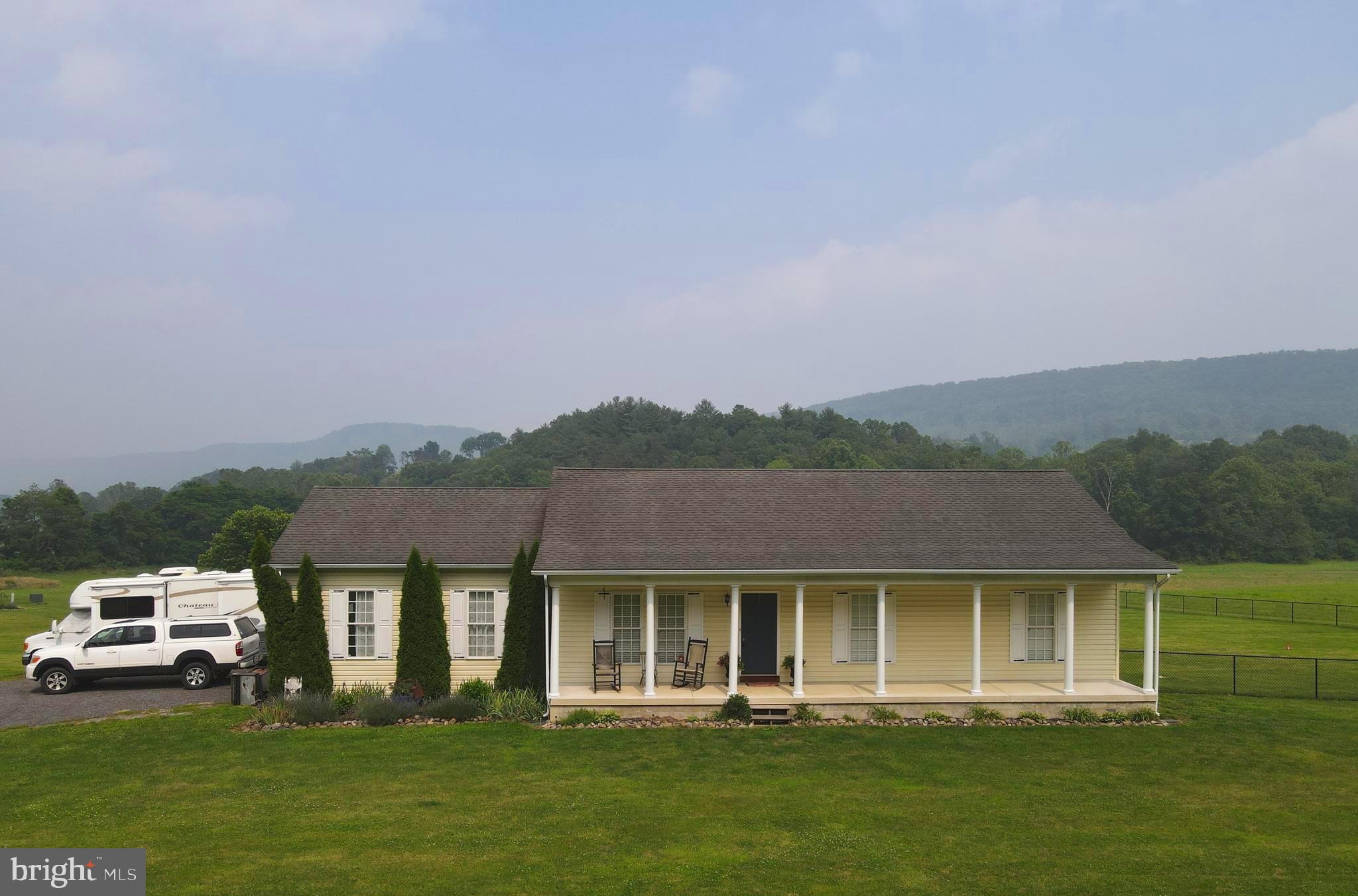 RIVERMONT VIEW - Residential