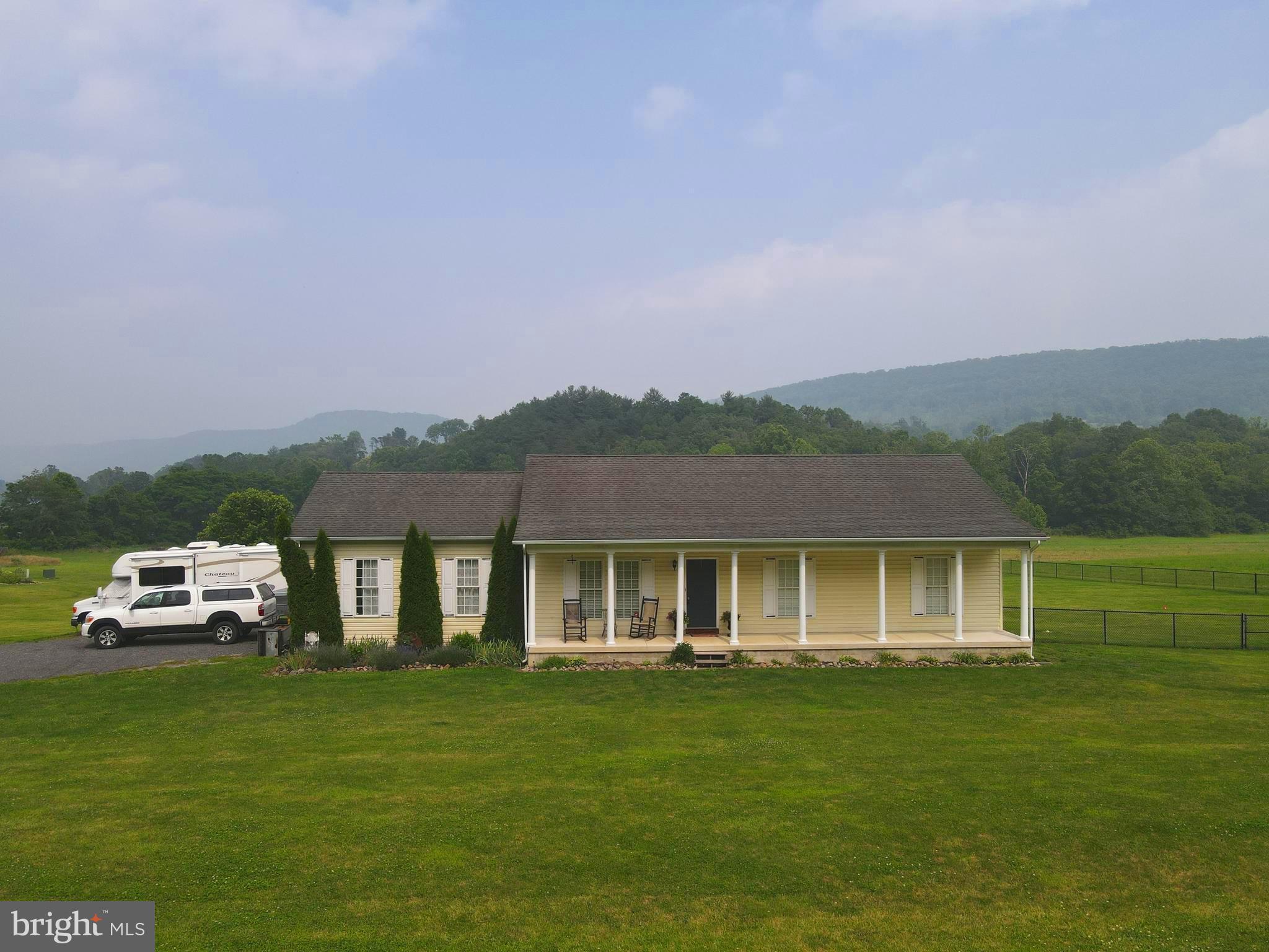 RIVERMONT VIEW - Residential