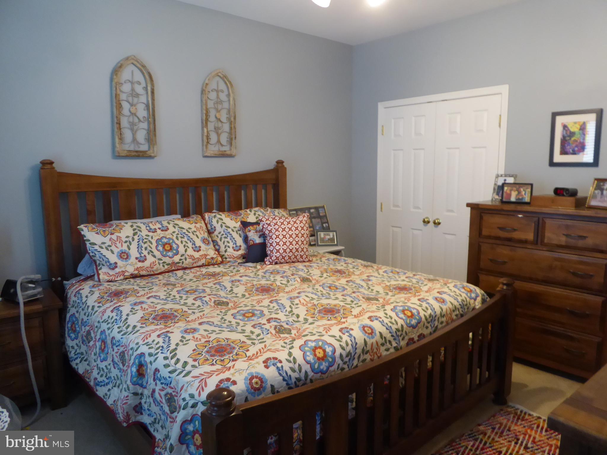 RIVERMONT VIEW - Residential