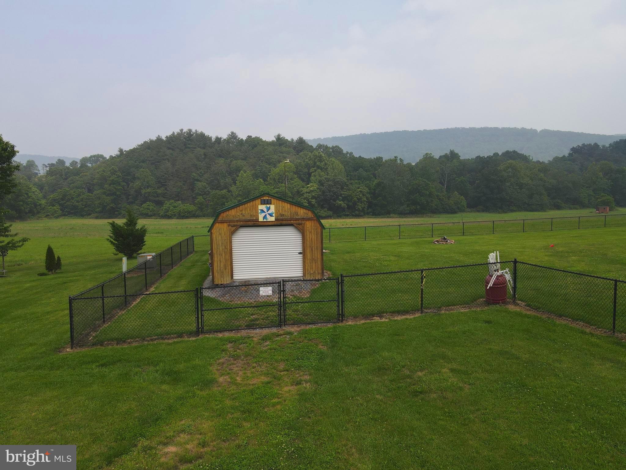 RIVERMONT VIEW - Residential