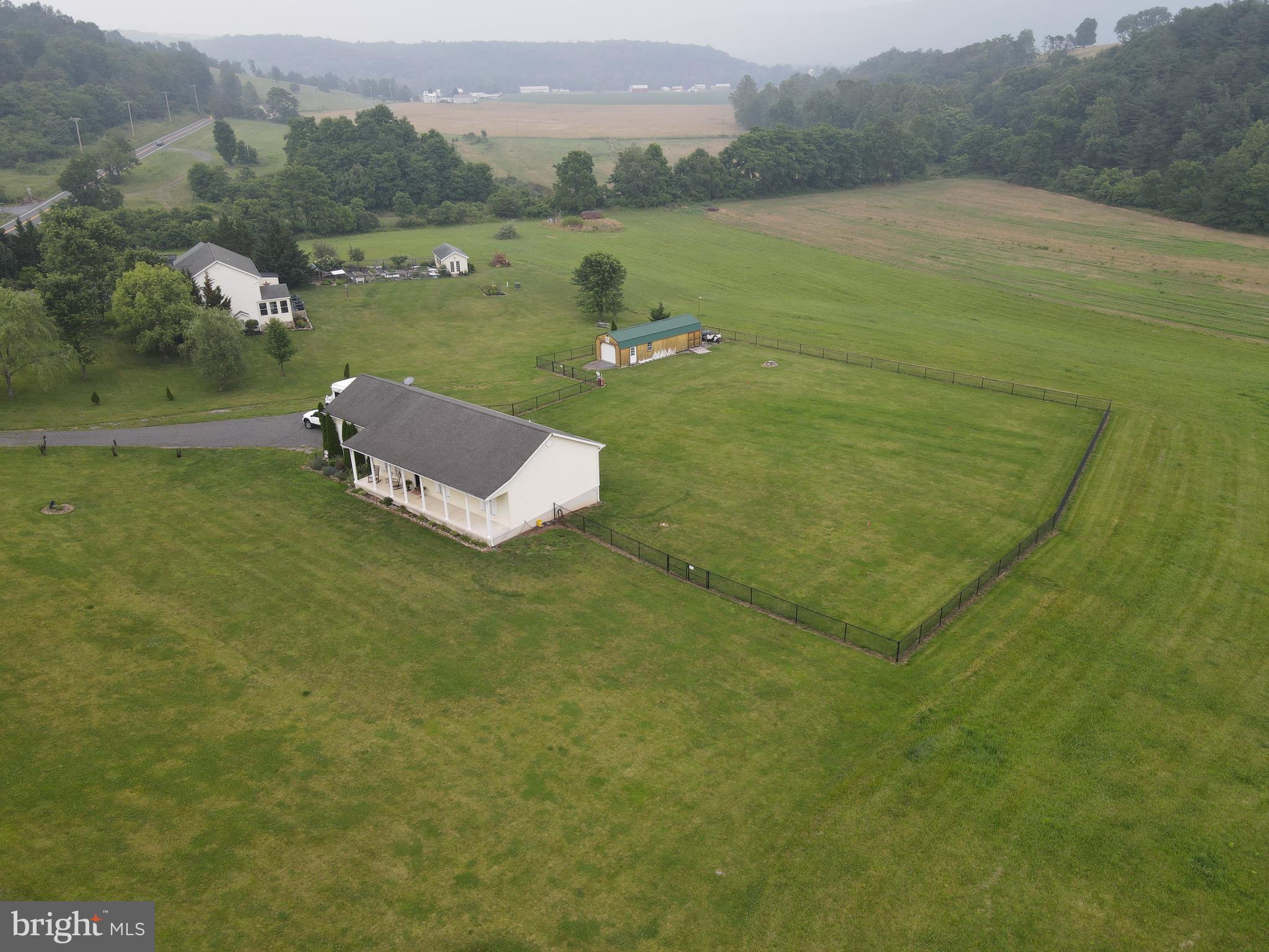 RIVERMONT VIEW - Residential