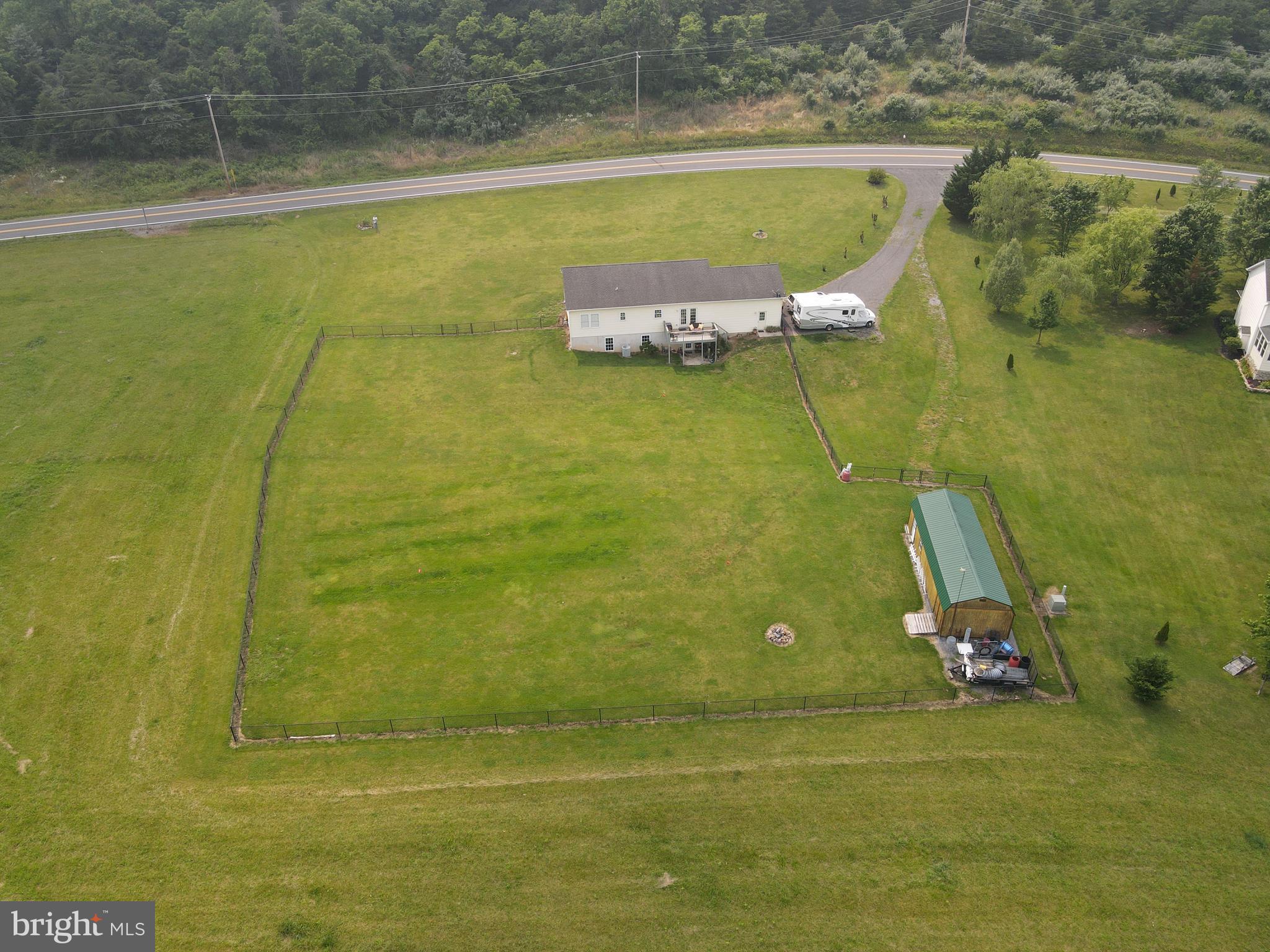 RIVERMONT VIEW - Residential