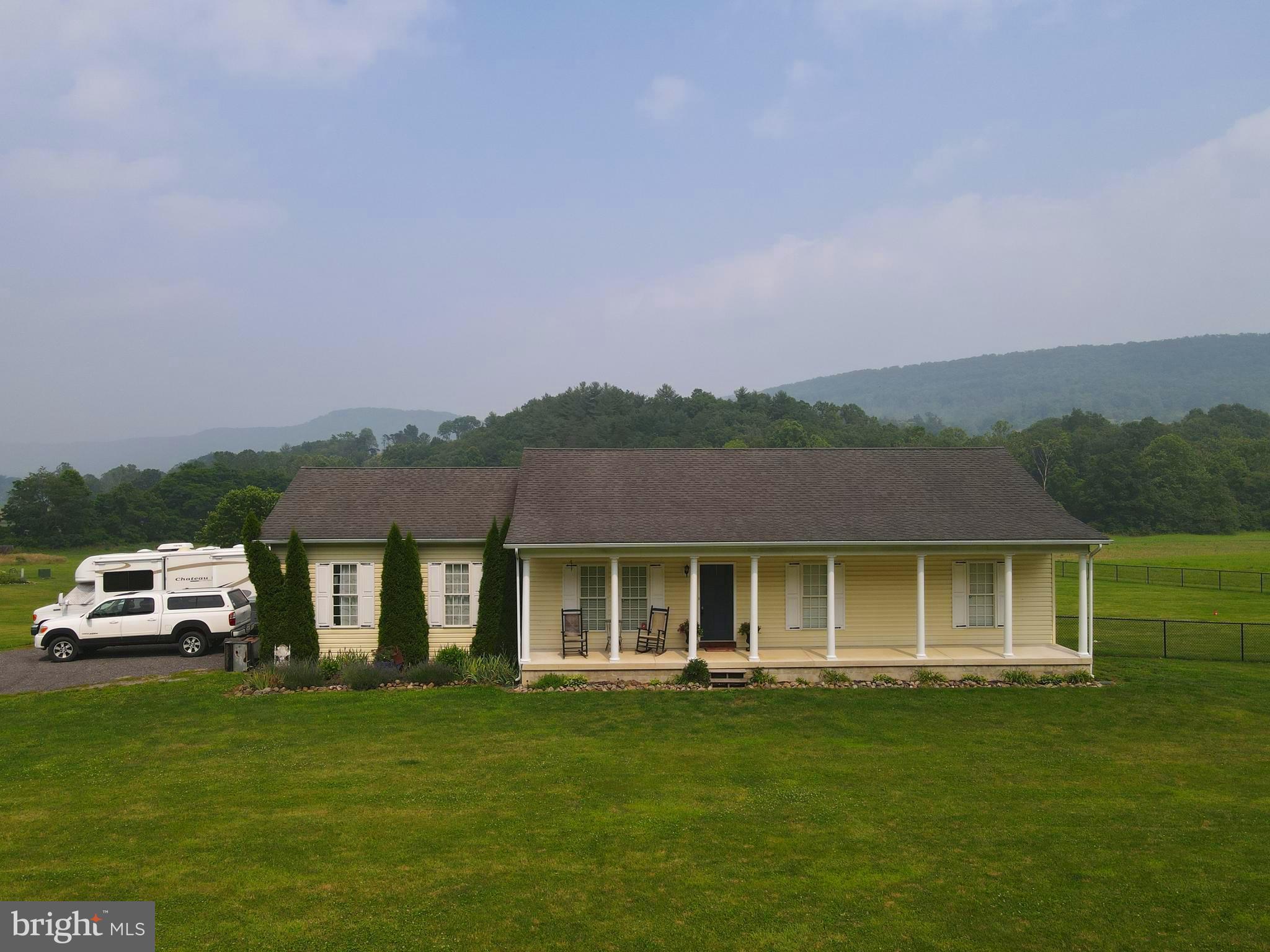 RIVERMONT VIEW - Residential