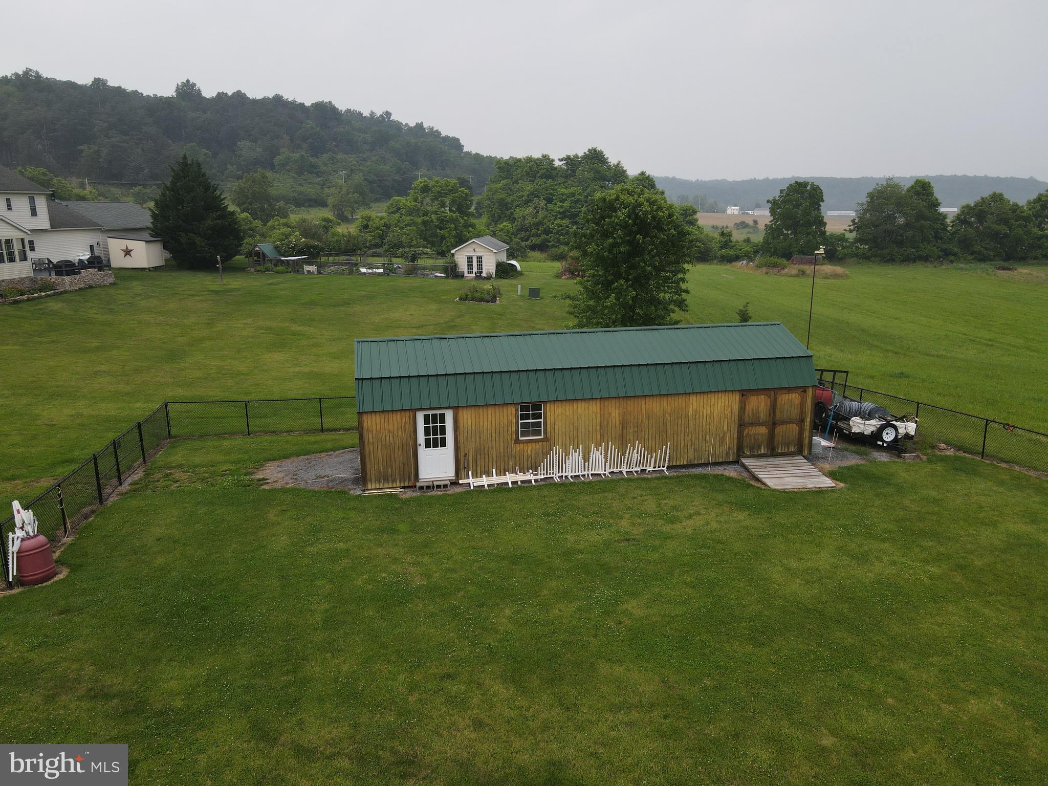 RIVERMONT VIEW - Residential