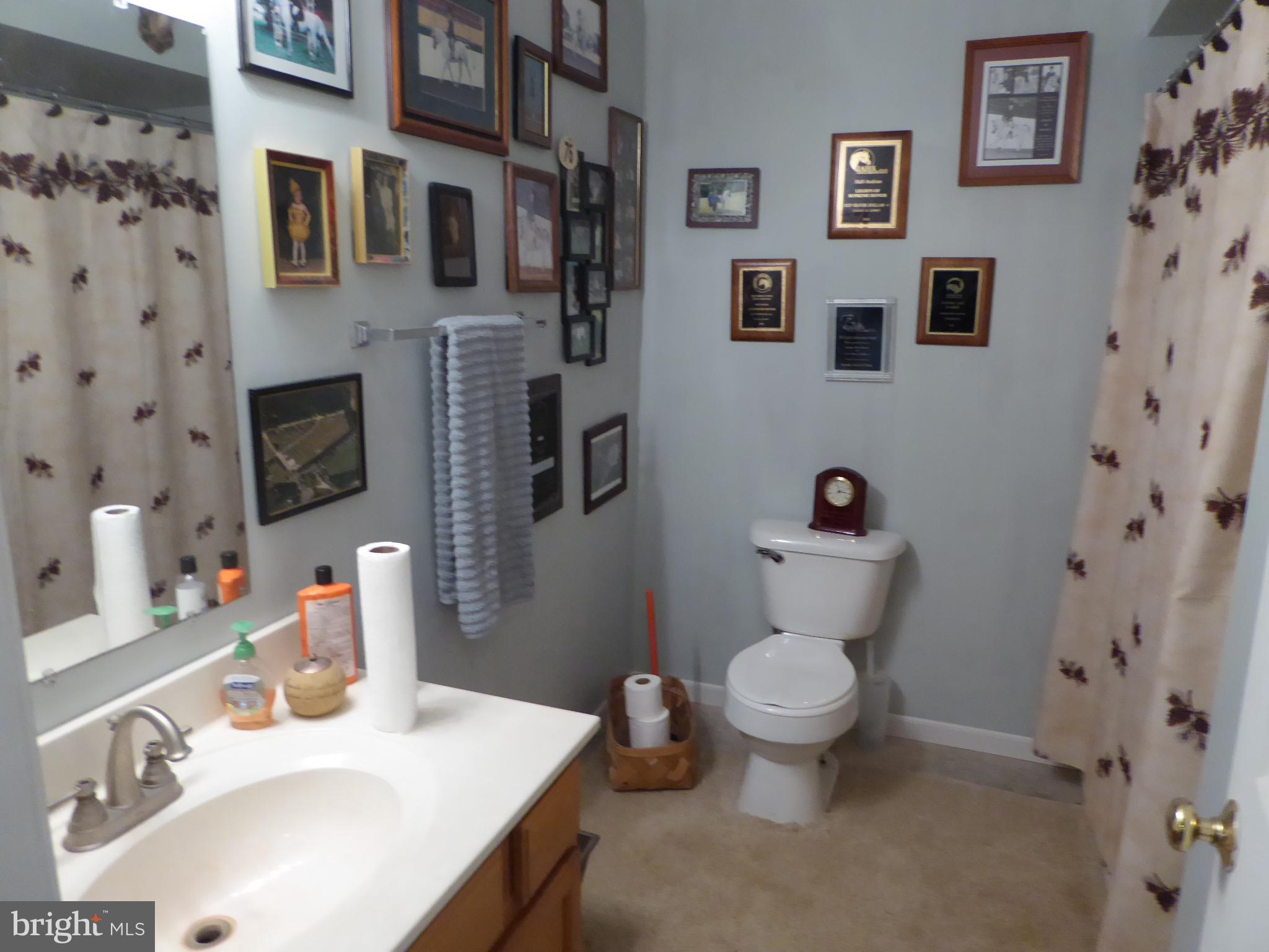 RIVERMONT VIEW - Residential