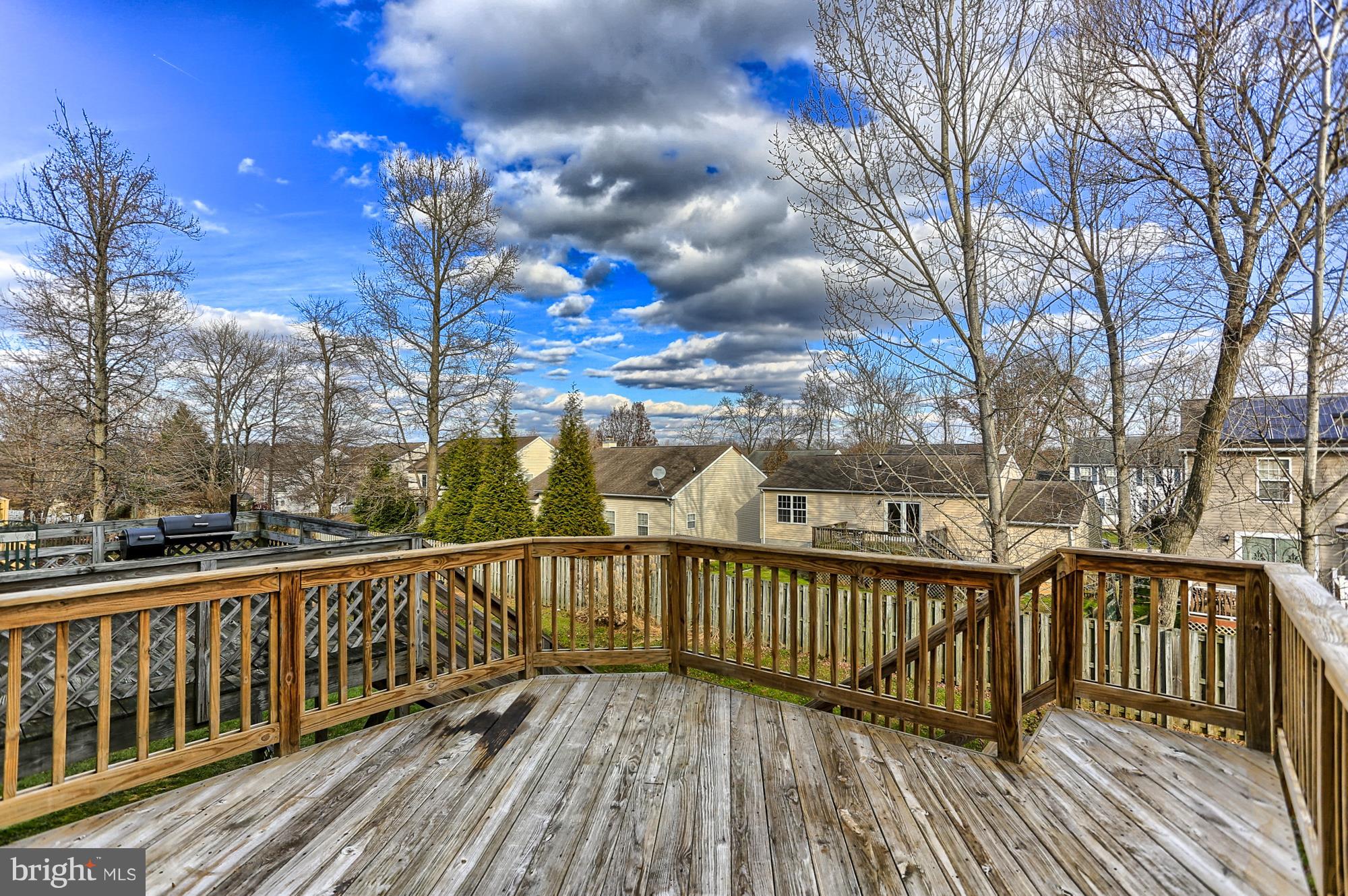 VILLAGE OF DEER KNOLL - Residential