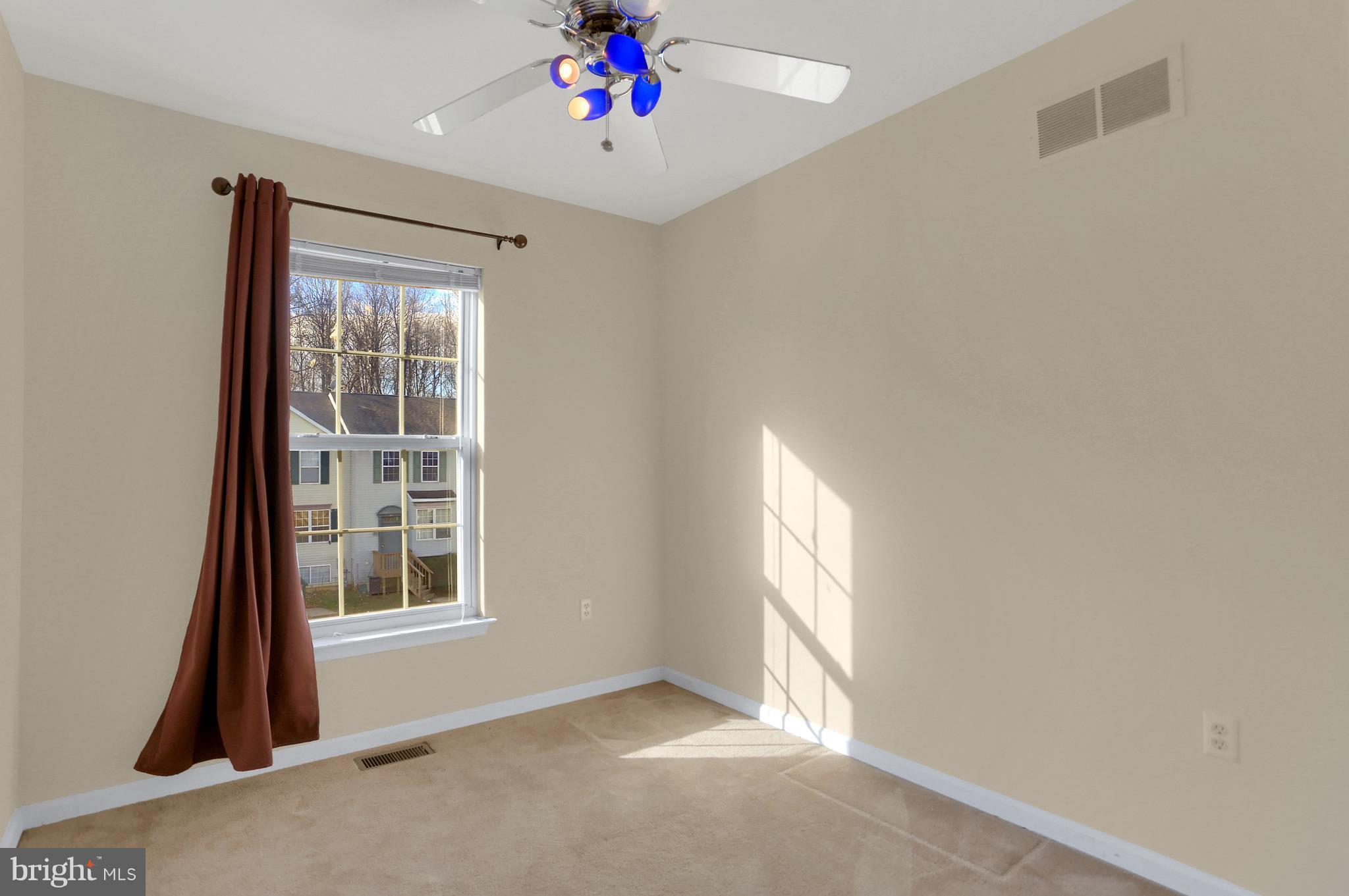 VILLAGE OF DEER KNOLL - Residential