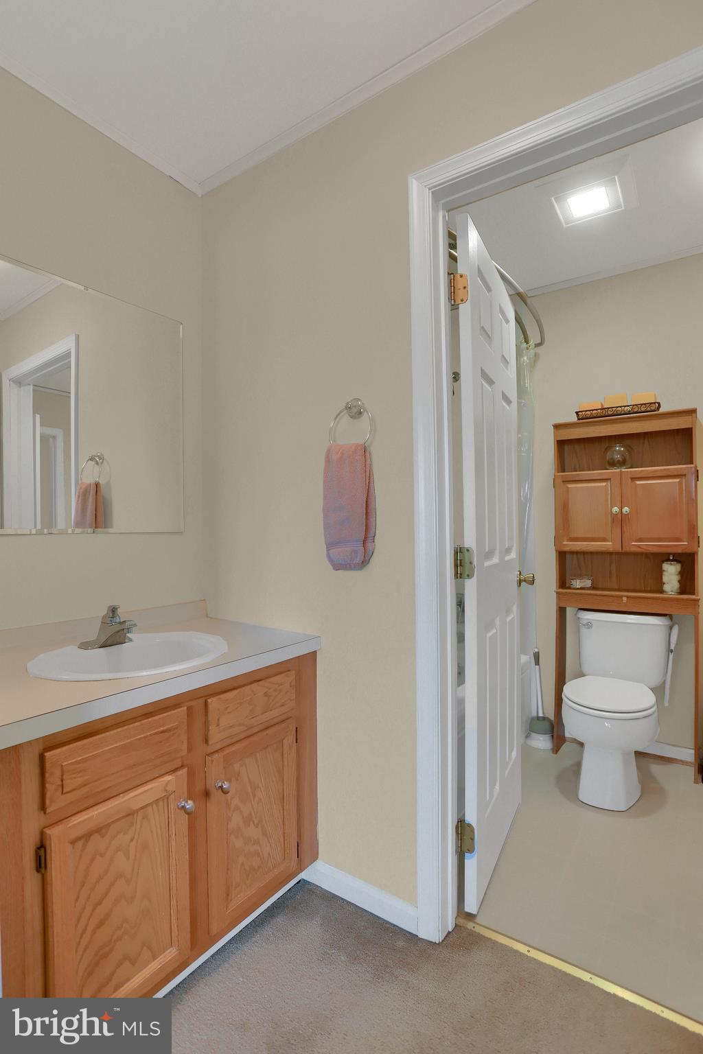 VILLAGE OF DEER KNOLL - Residential