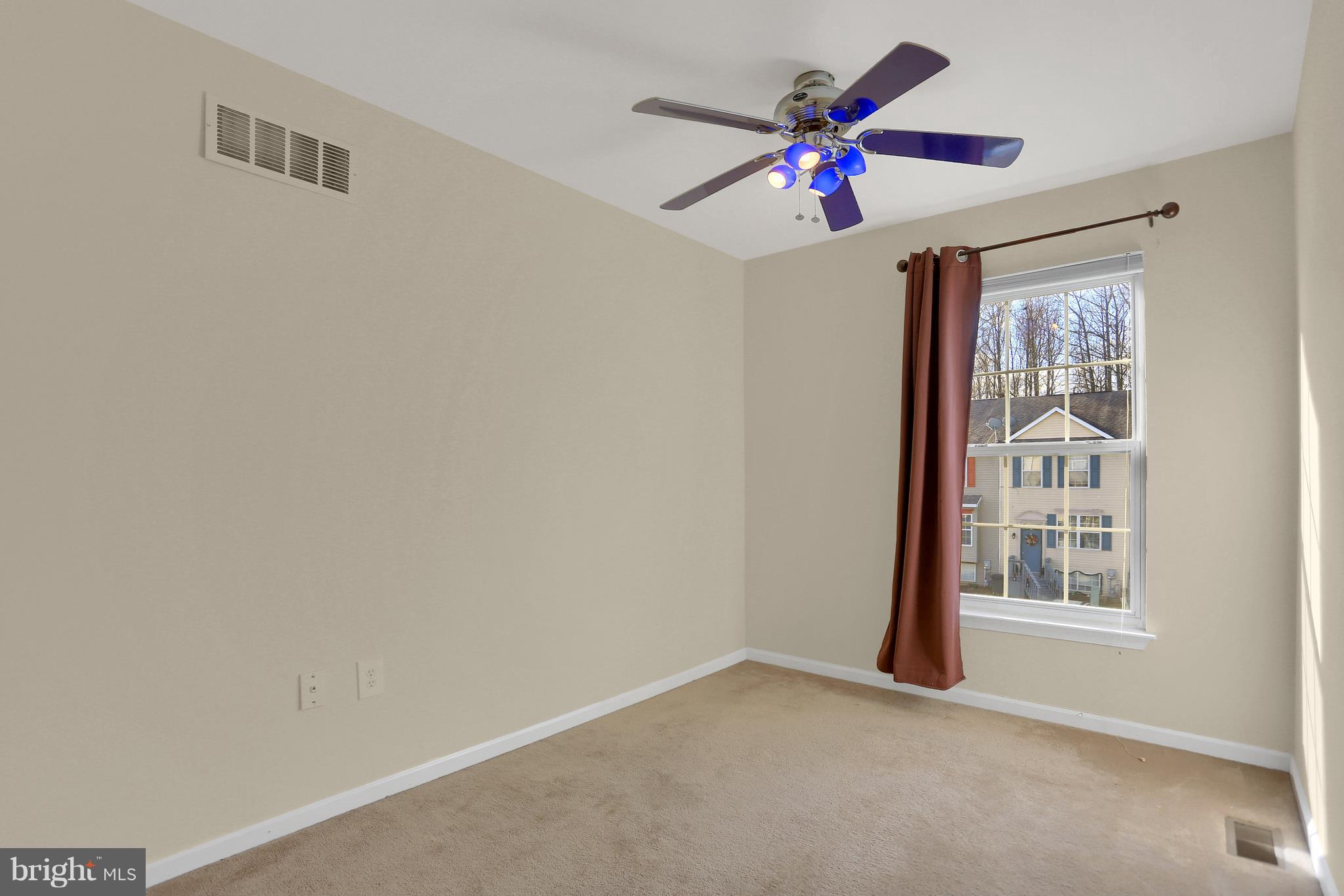 VILLAGE OF DEER KNOLL - Residential