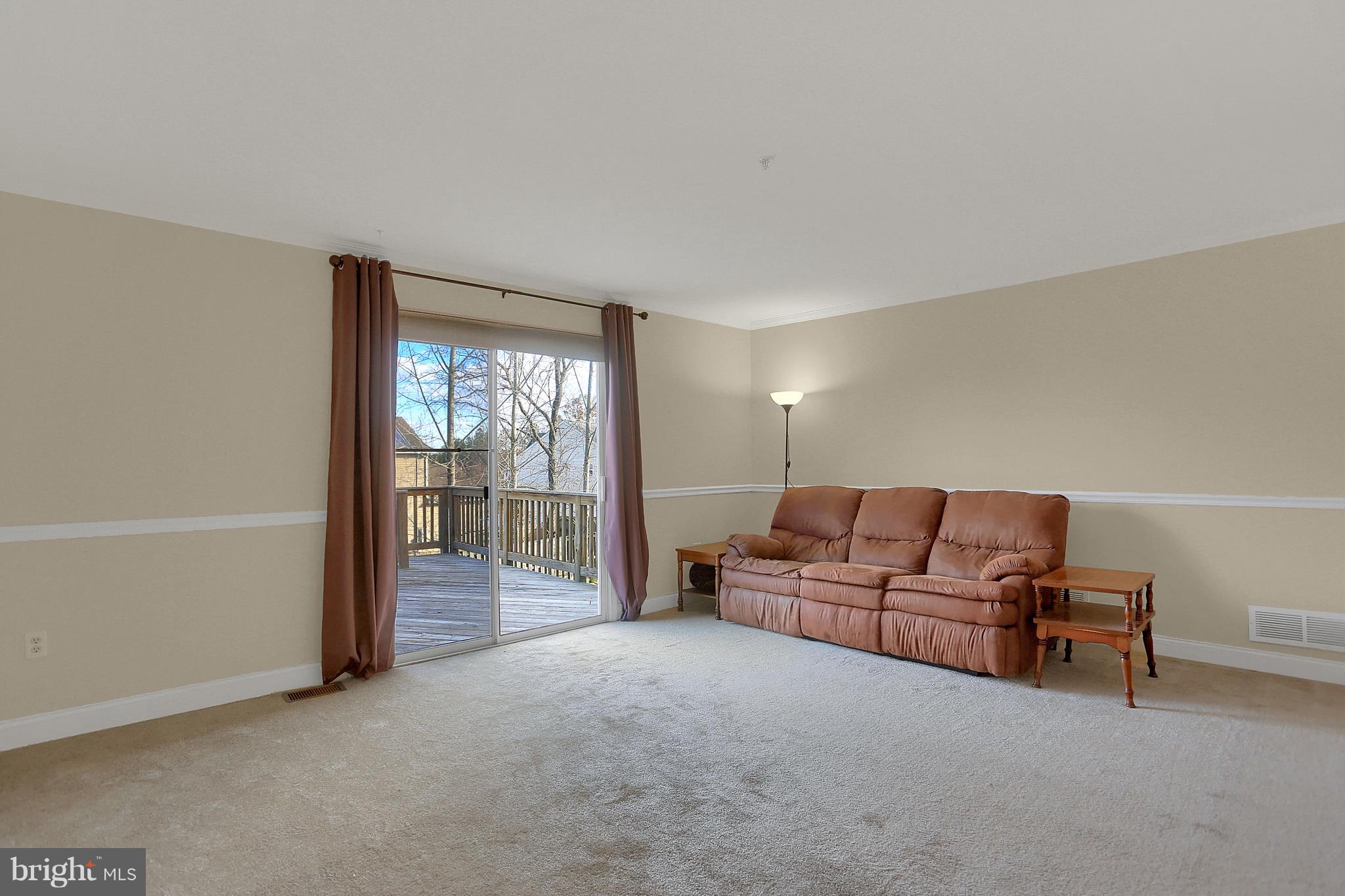 VILLAGE OF DEER KNOLL - Residential