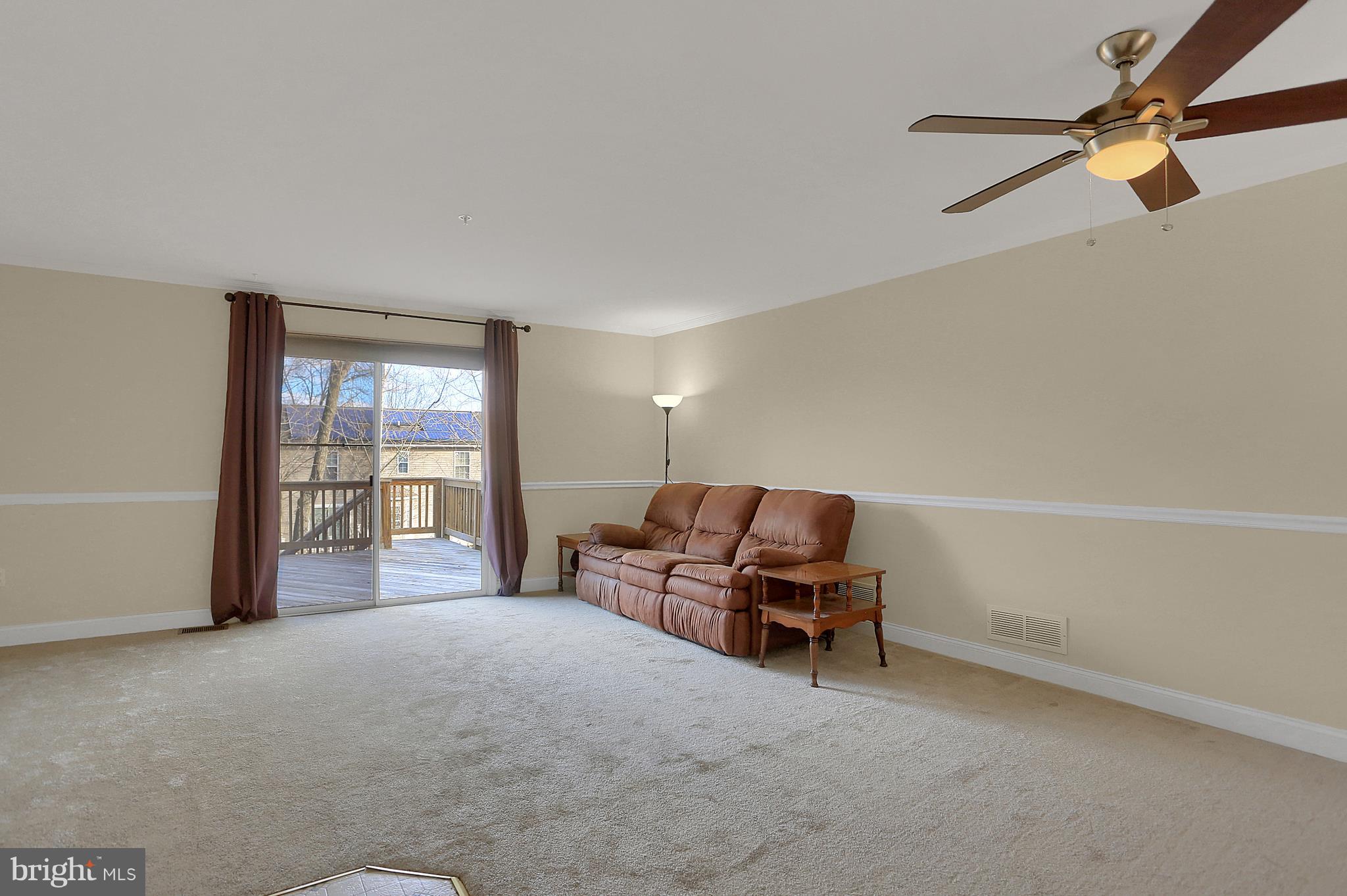 VILLAGE OF DEER KNOLL - Residential