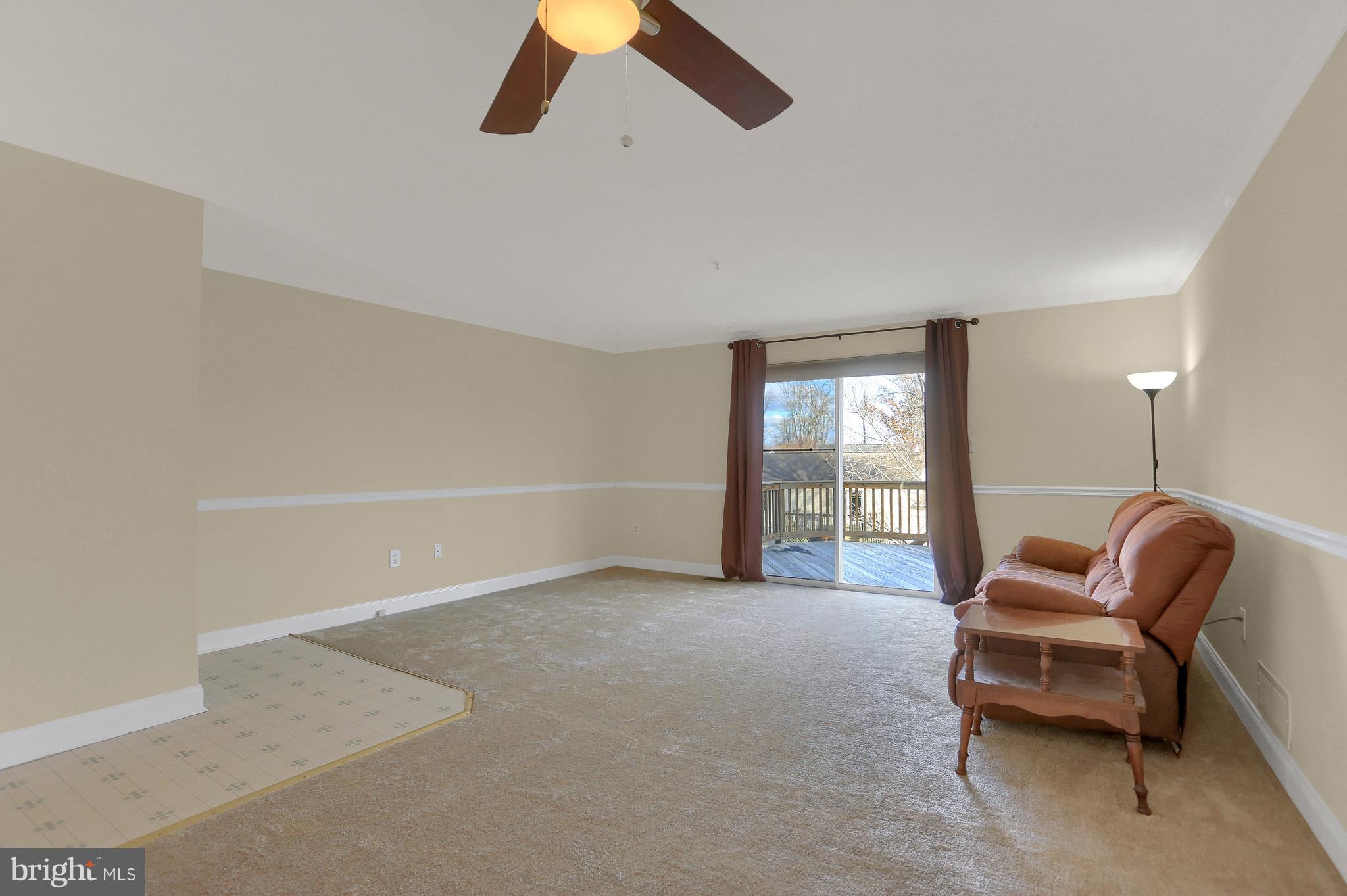 VILLAGE OF DEER KNOLL - Residential