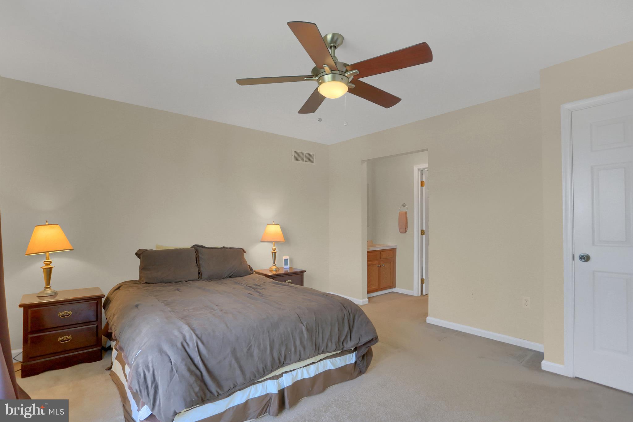 VILLAGE OF DEER KNOLL - Residential