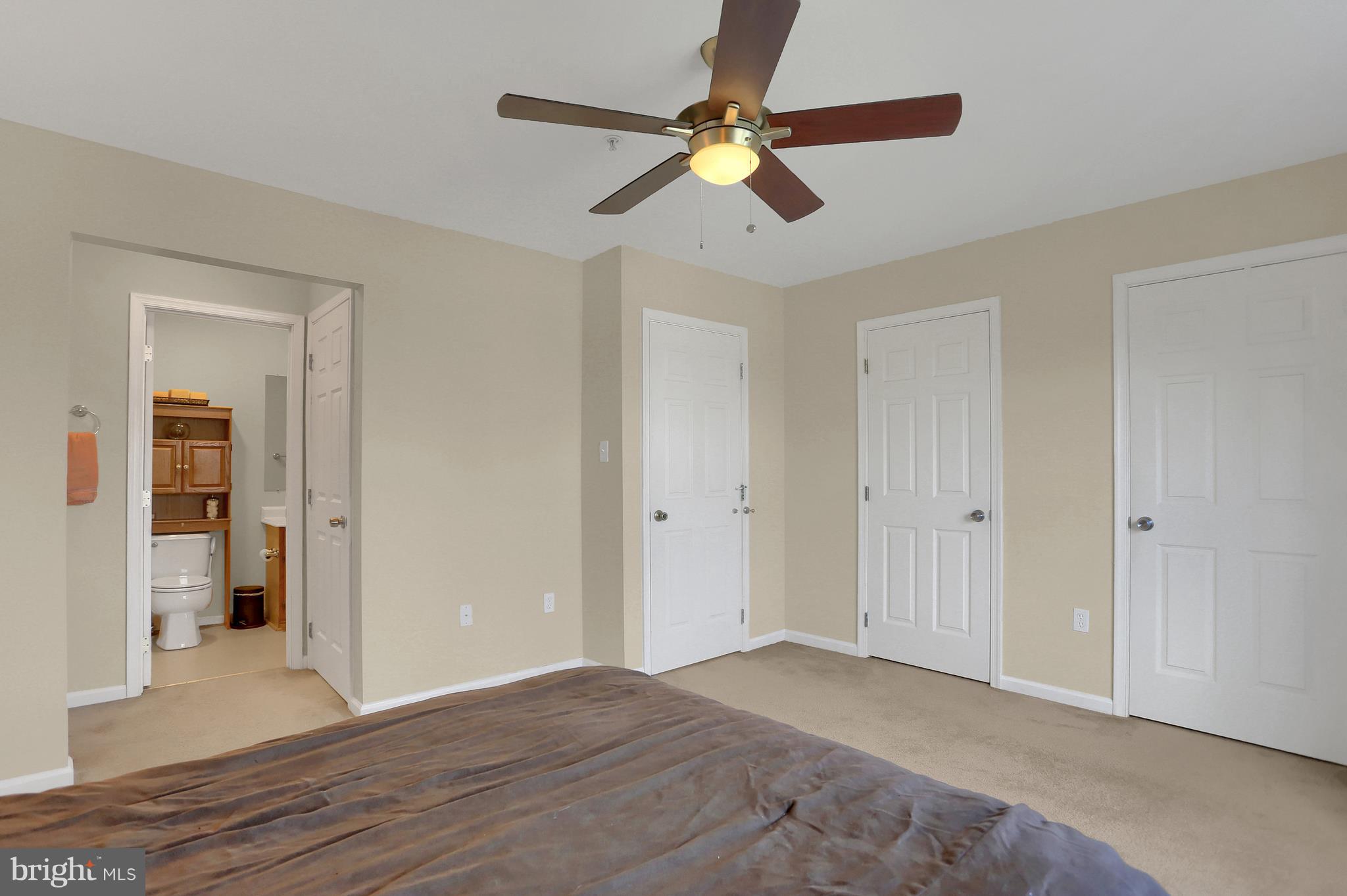 VILLAGE OF DEER KNOLL - Residential