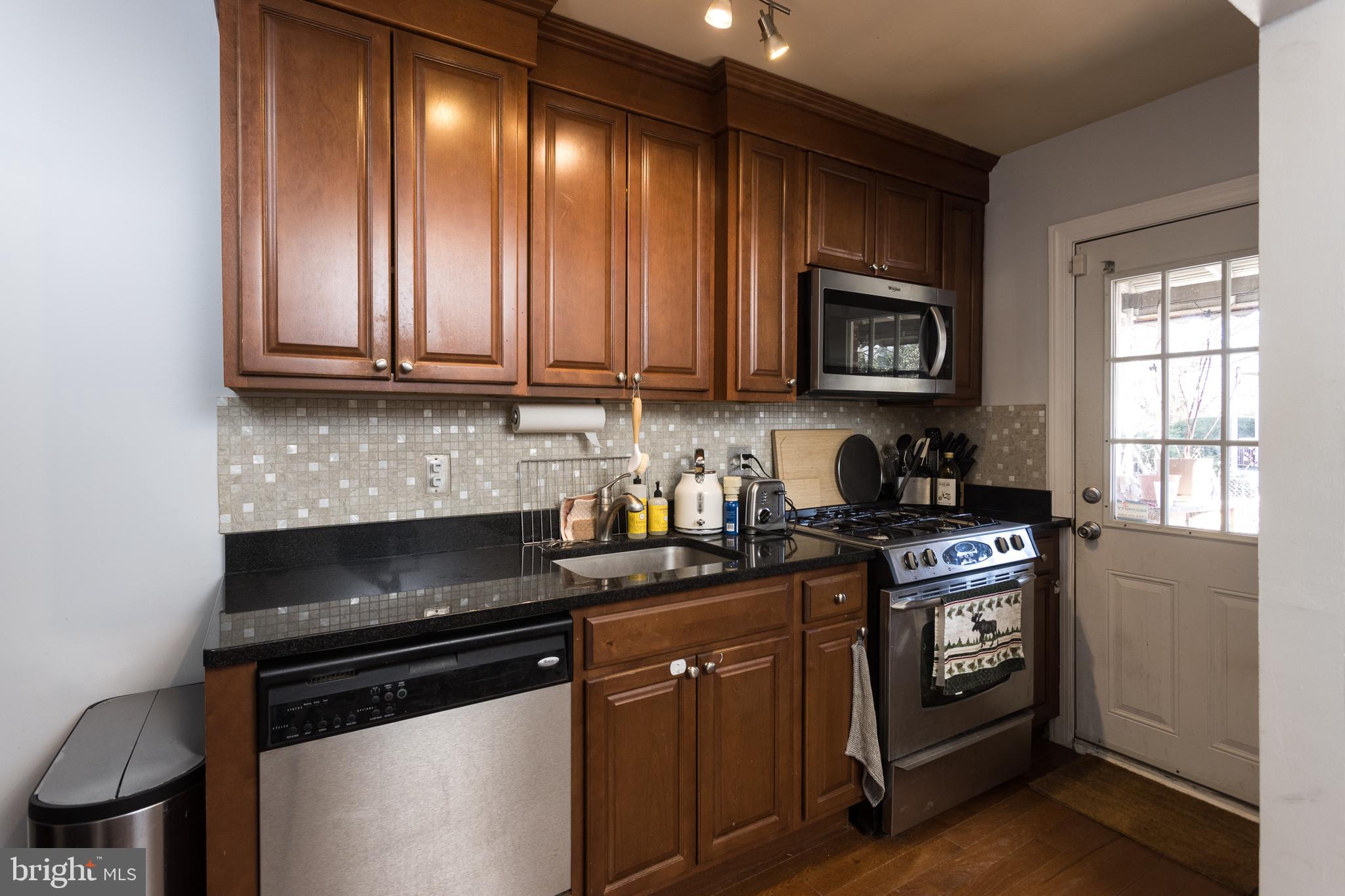 HAMPDEN HISTORIC DISTRICT - Residential