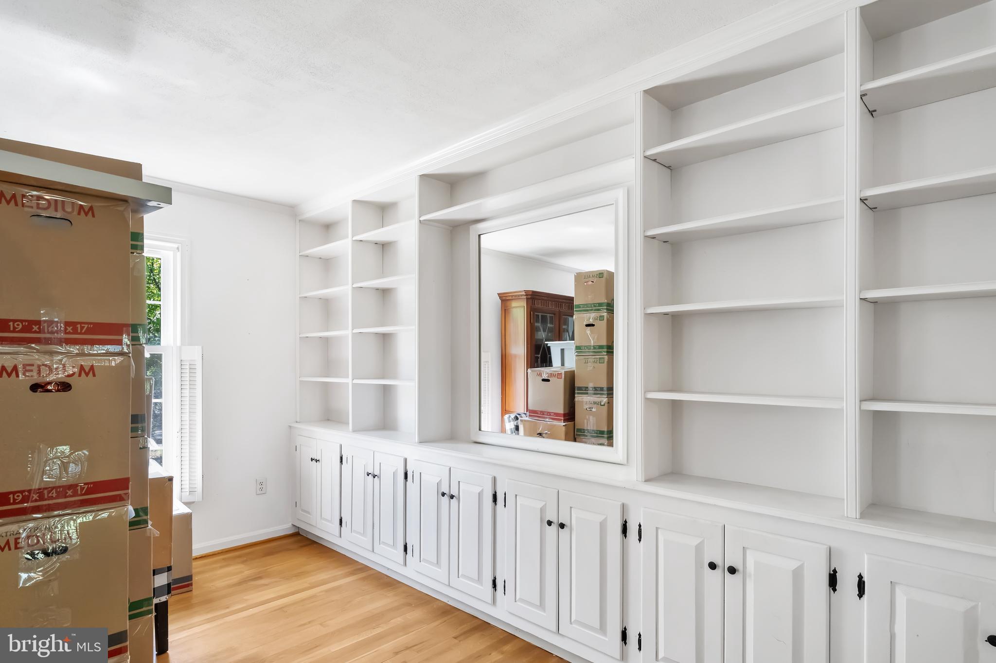 LAWYERS NORTH - Residential