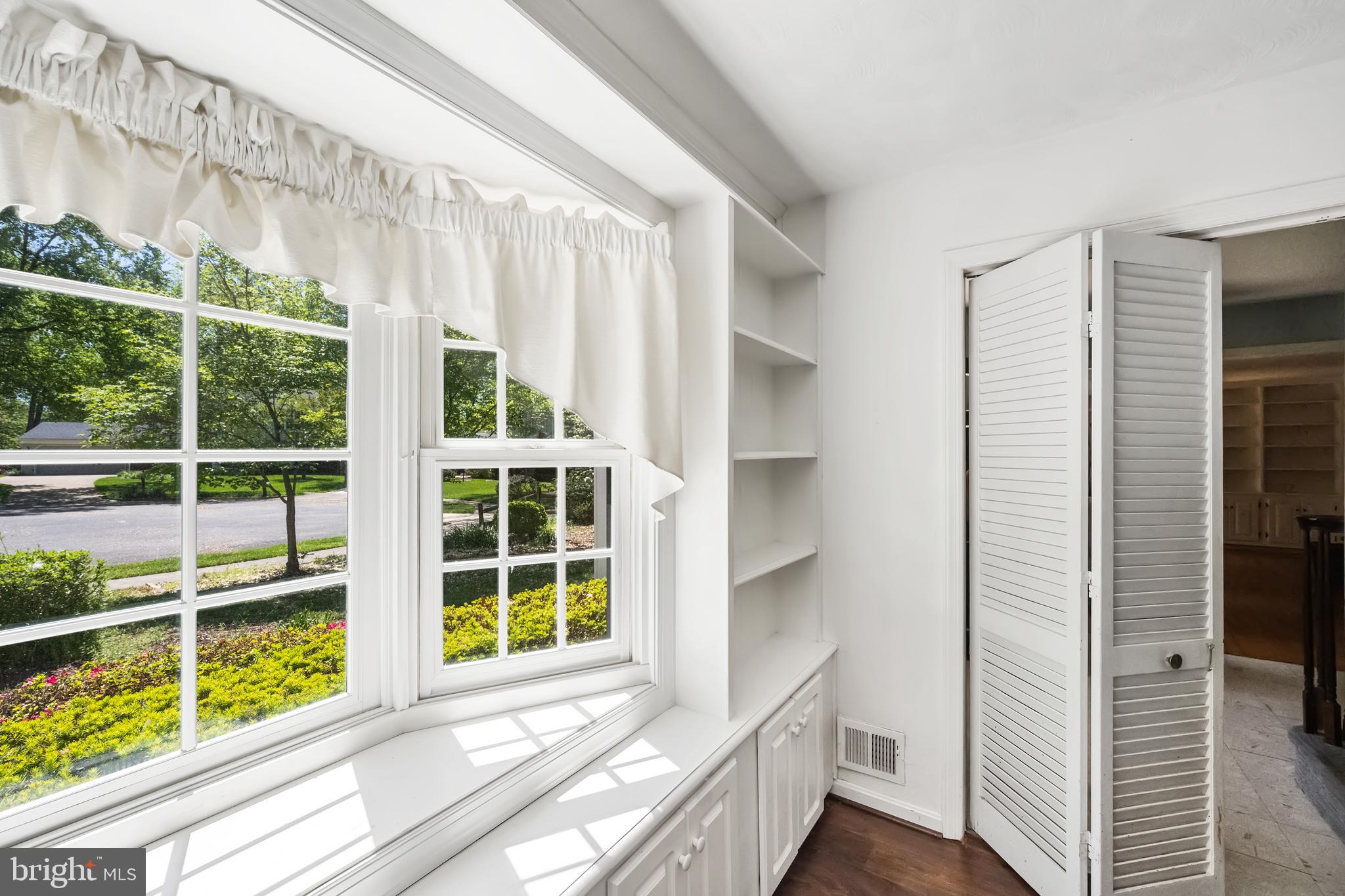 LAWYERS NORTH - Residential