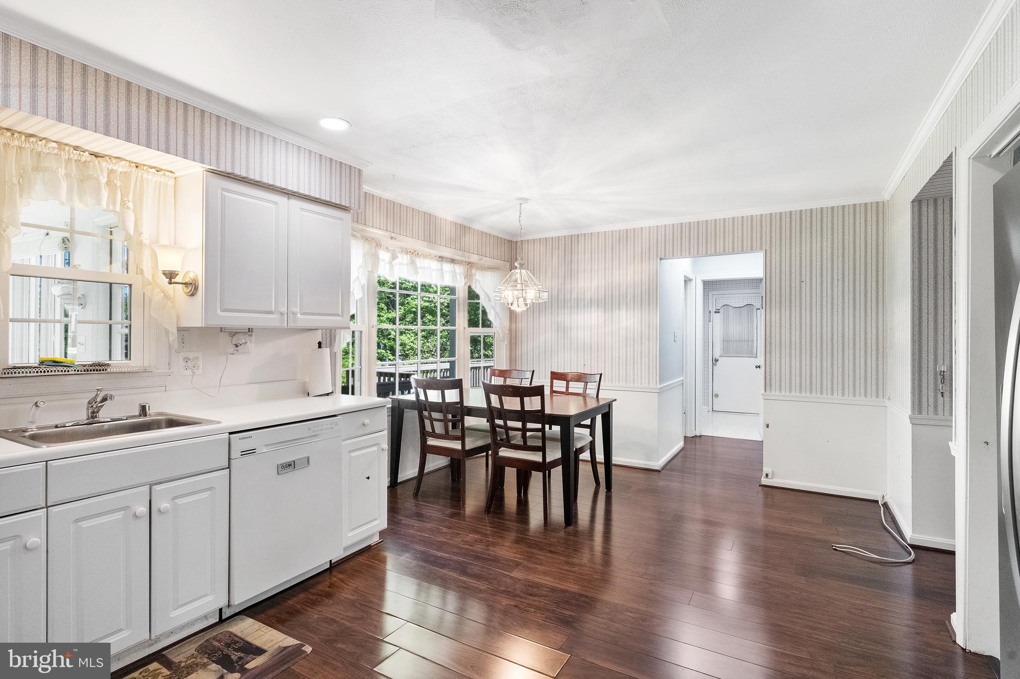 LAWYERS NORTH - Residential