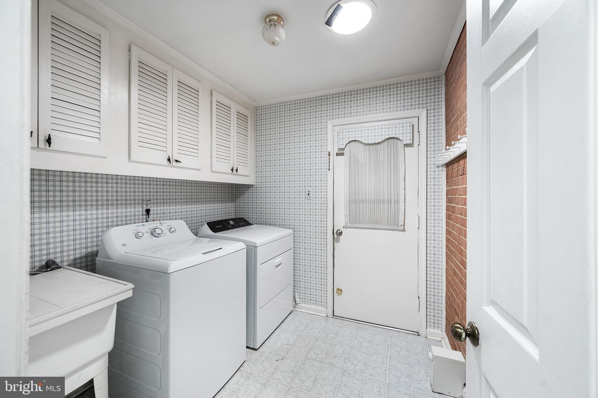 LAWYERS NORTH - Residential