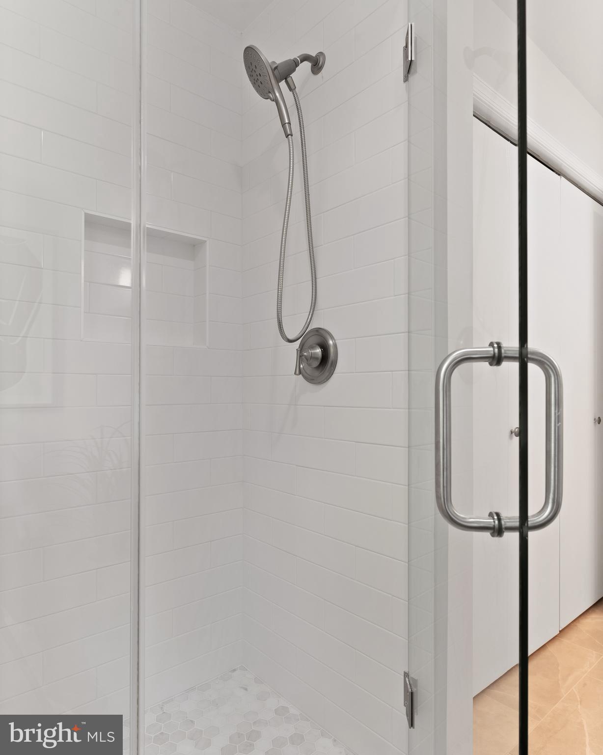 WOODLORE - Residential