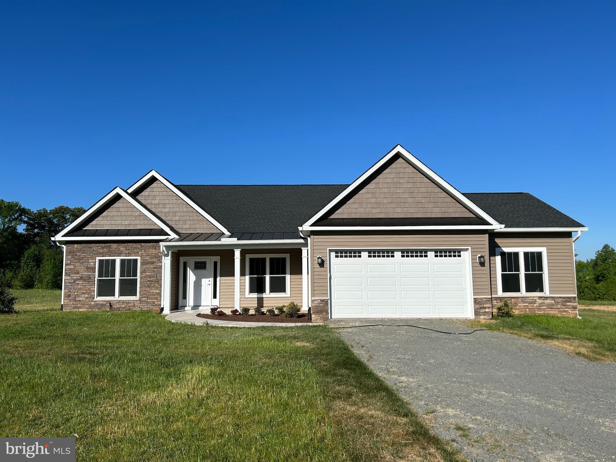 RHOADESVILLE OAKS - Residential