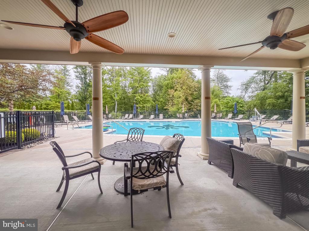 DELANCEY COURT - Residential