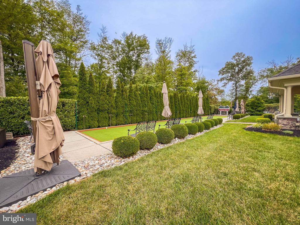 DELANCEY COURT - Residential