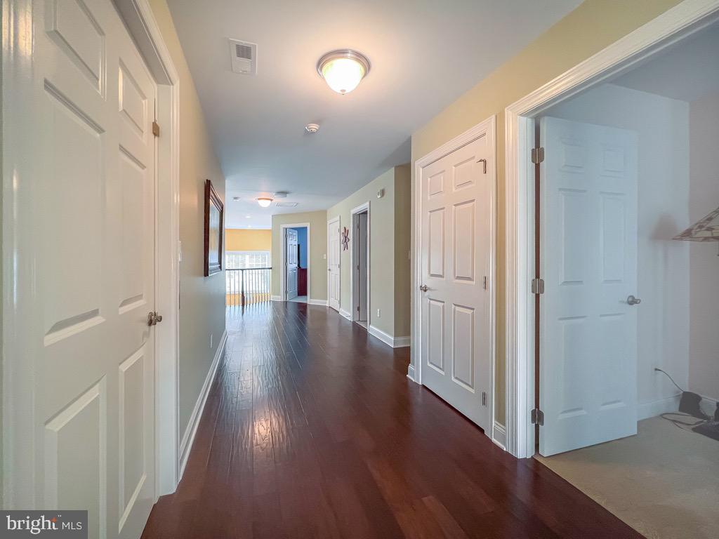 DELANCEY COURT - Residential