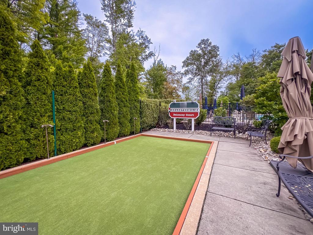 DELANCEY COURT - Residential