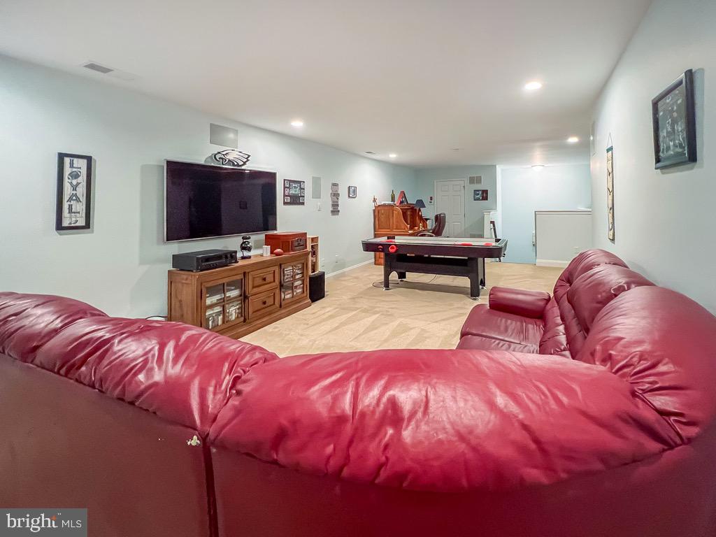 DELANCEY COURT - Residential