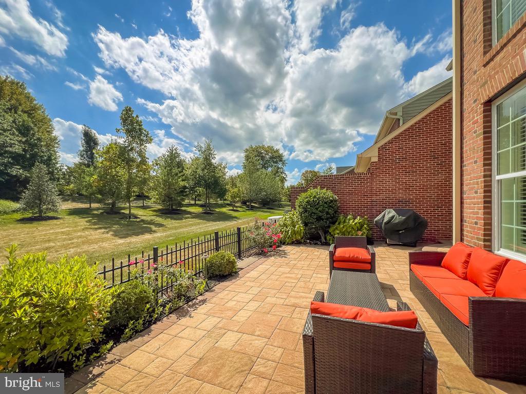 DELANCEY COURT - Residential