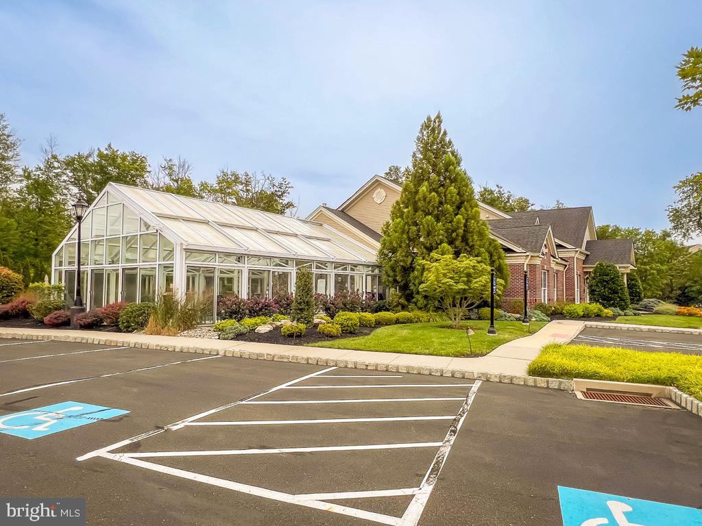 DELANCEY COURT - Residential