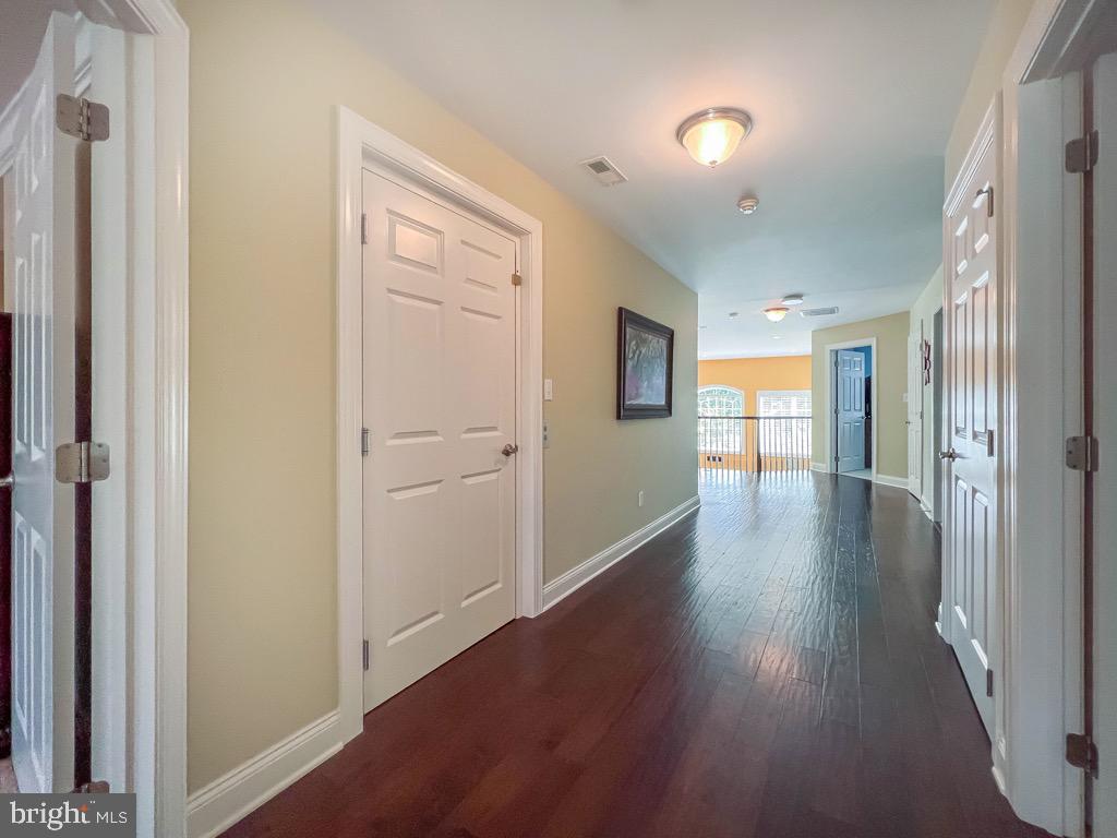 DELANCEY COURT - Residential