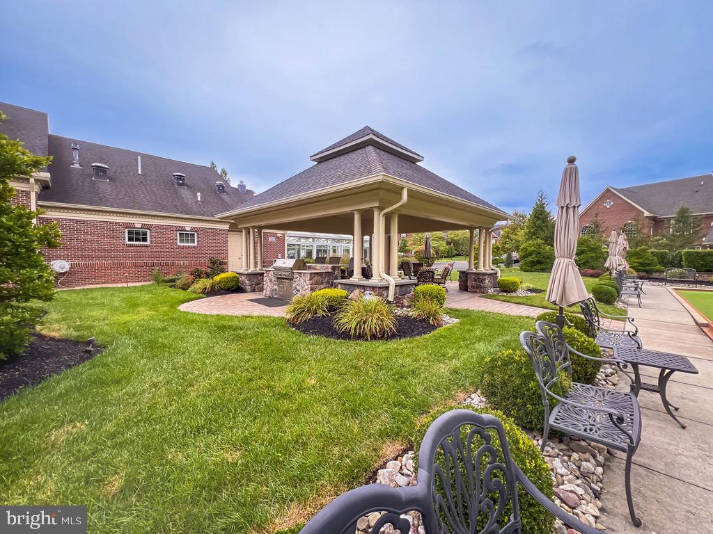 DELANCEY COURT - Residential