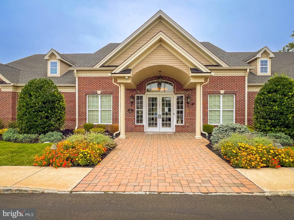 DELANCEY COURT - Residential